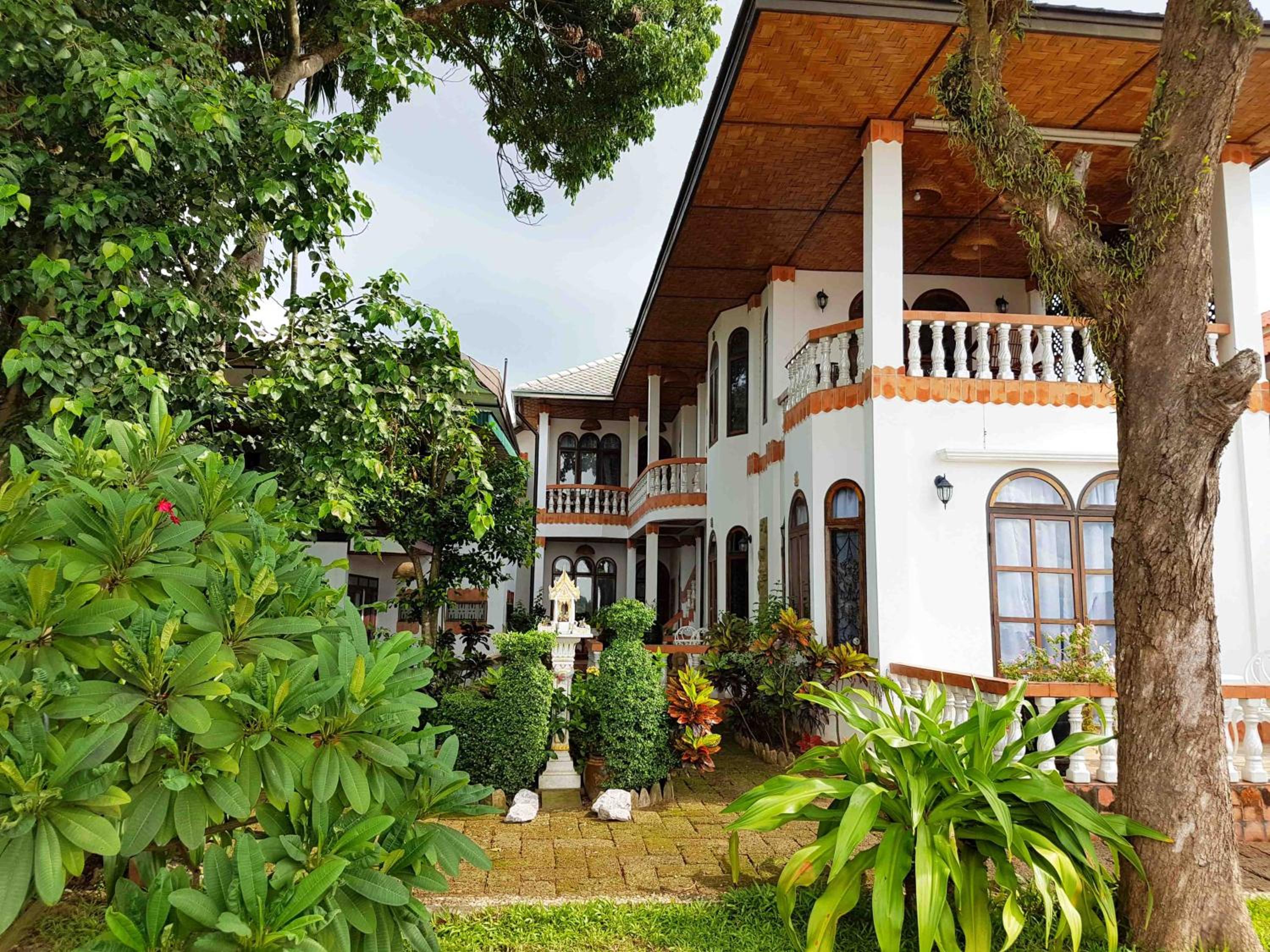 Mut Mee Garden Guest House