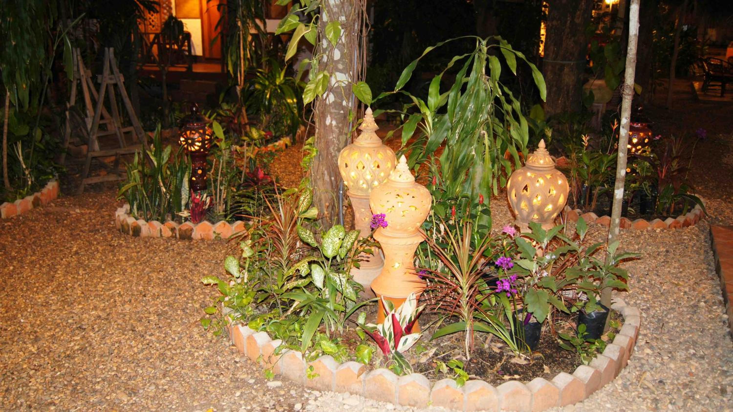Mut Mee Garden Guest House