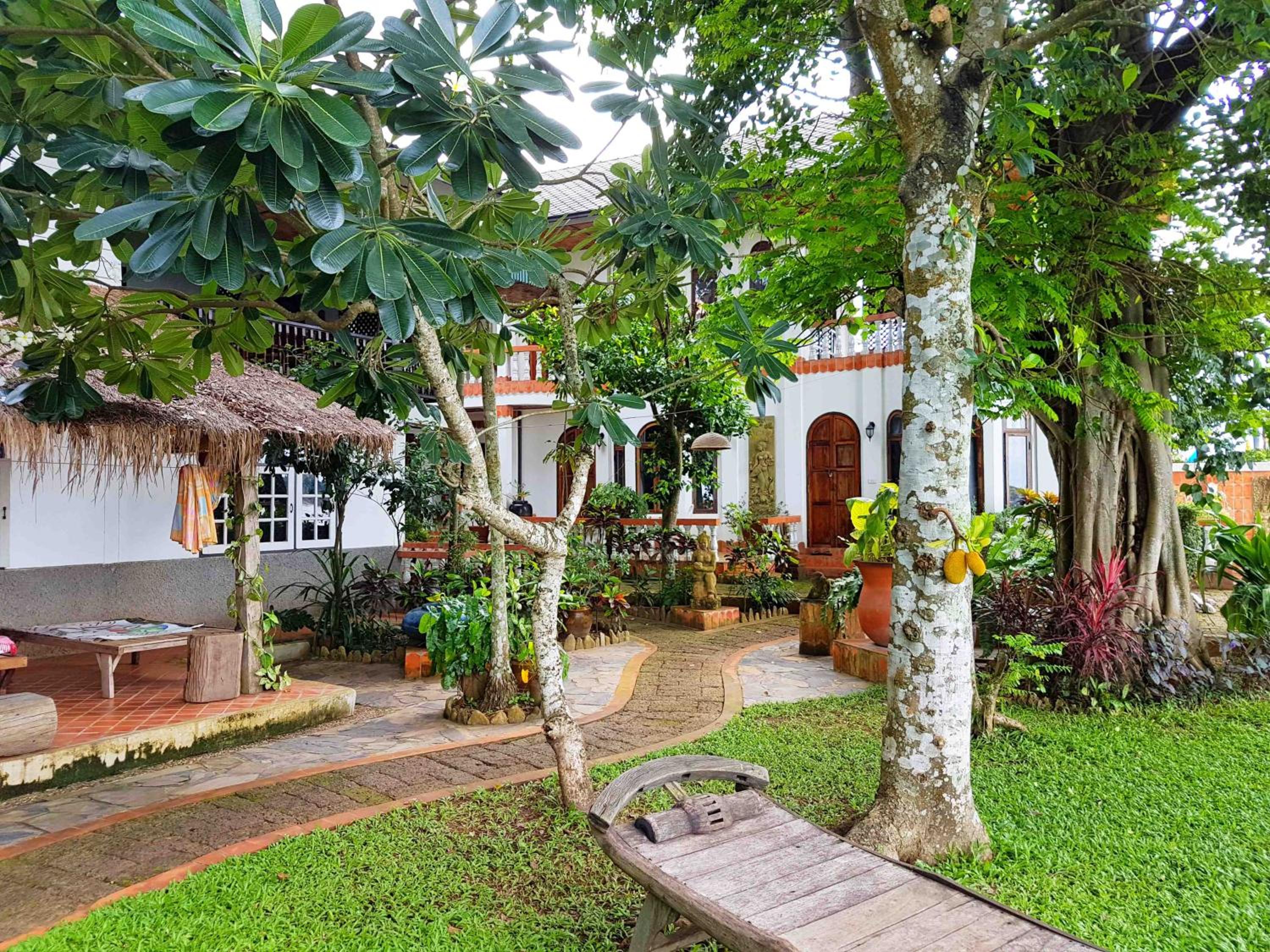 Mut Mee Garden Guest House