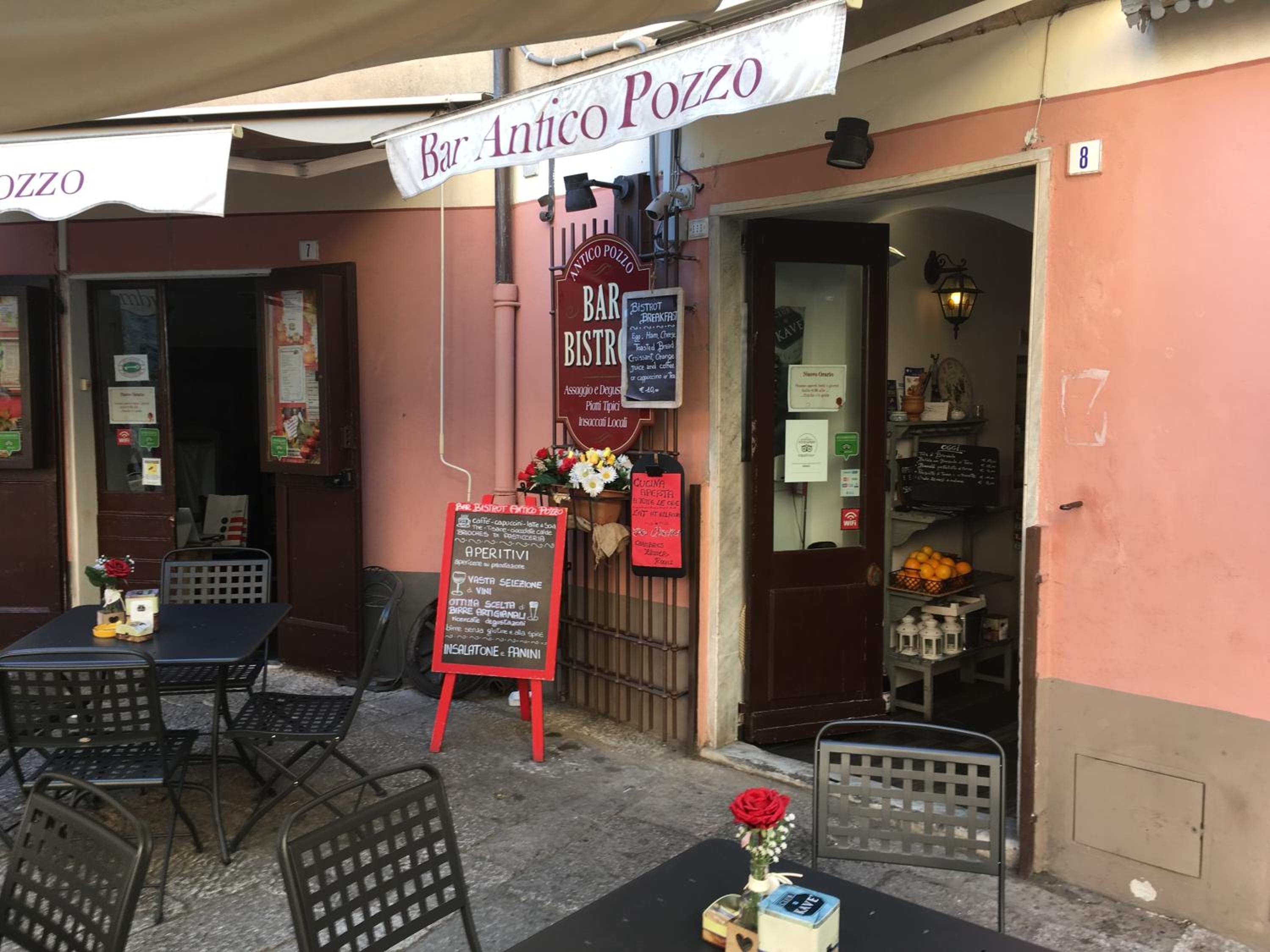 Antico Pozzo Bed and Breakfast