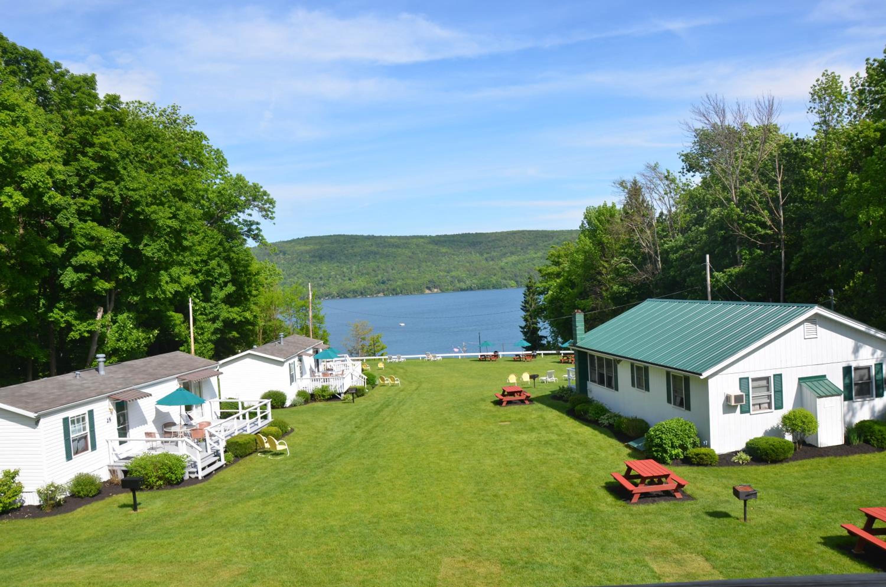 Lake View Motel