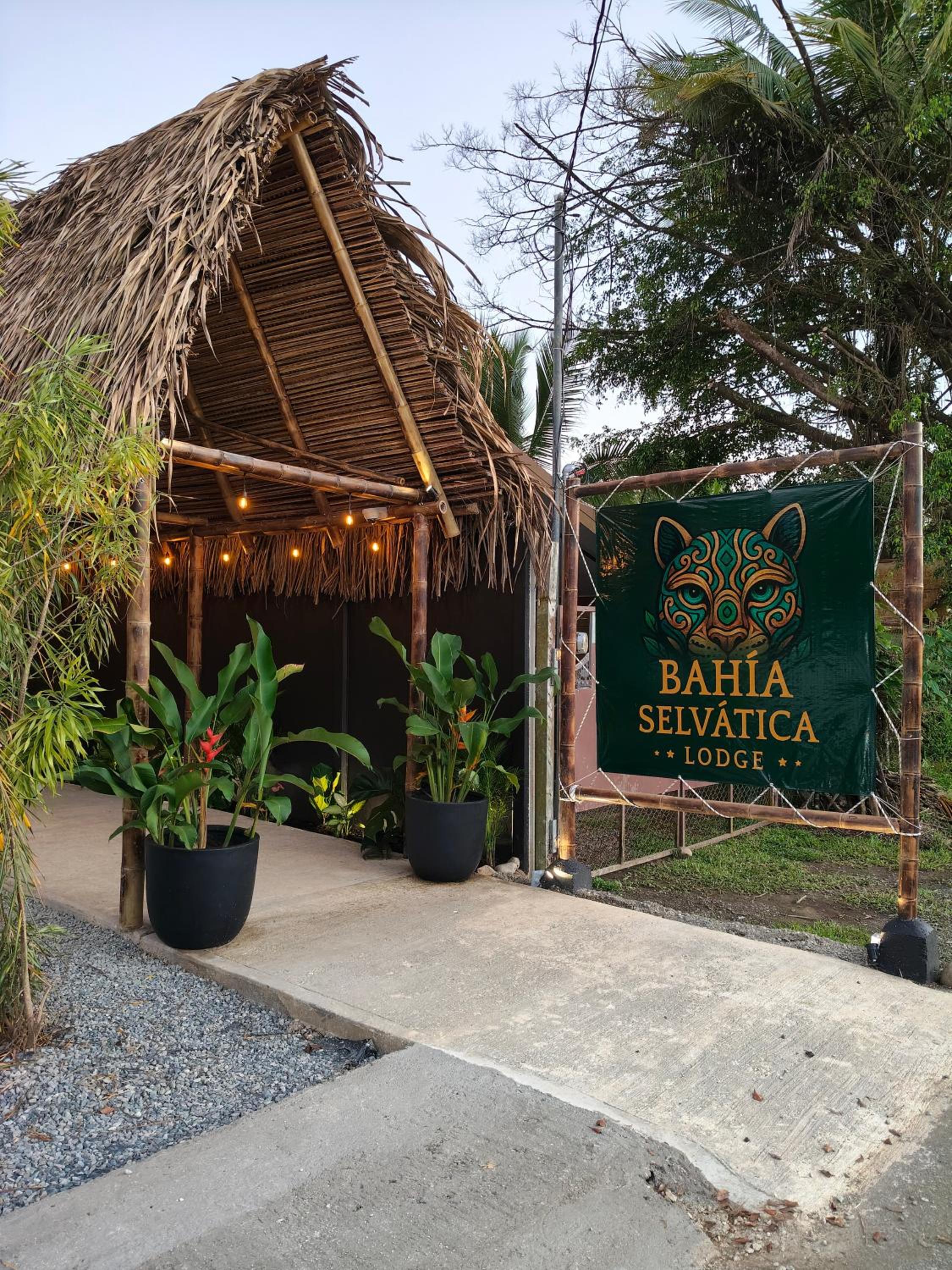 Bahia Selvatica Lodge