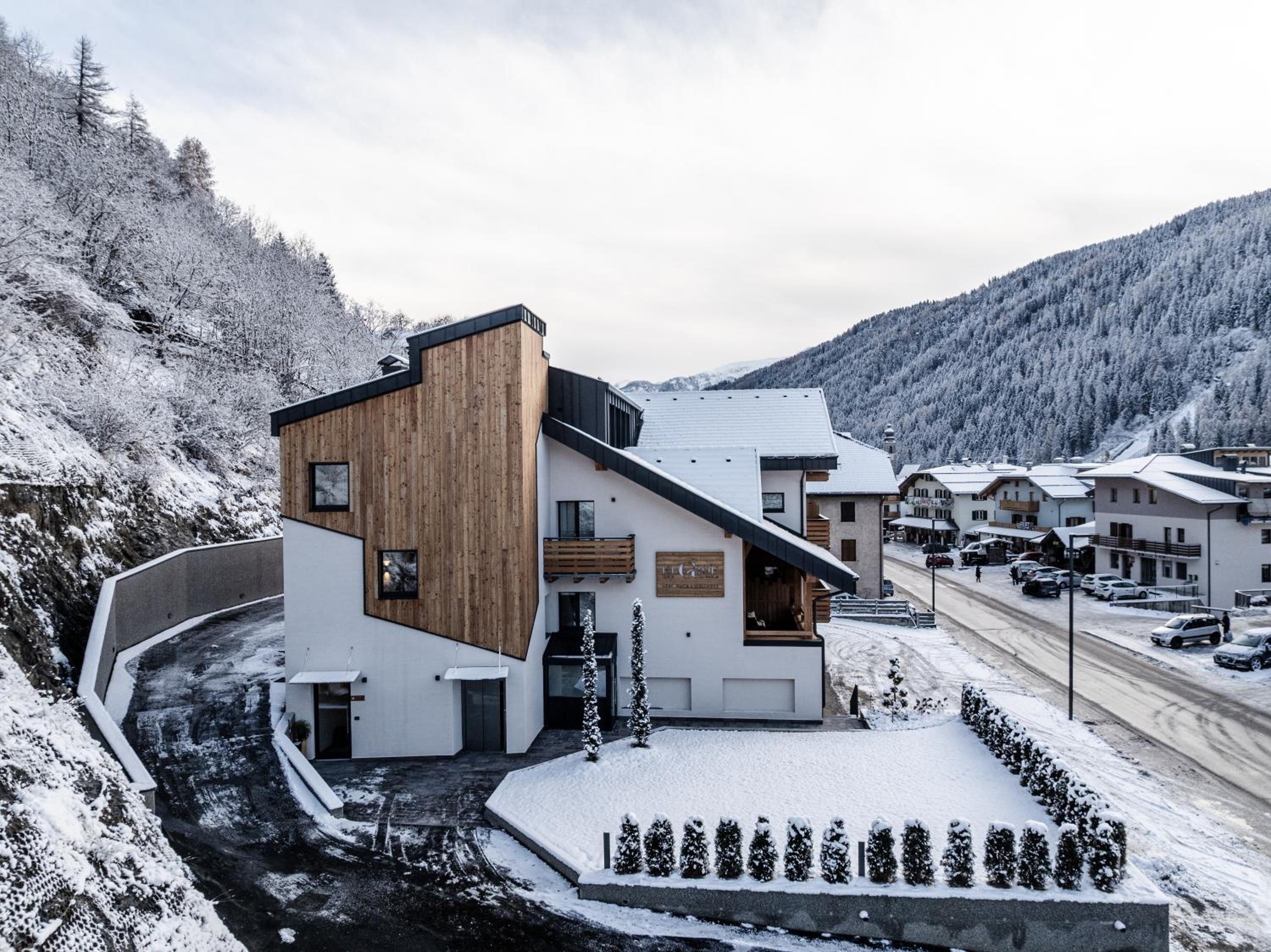 El Giof Alpine Home