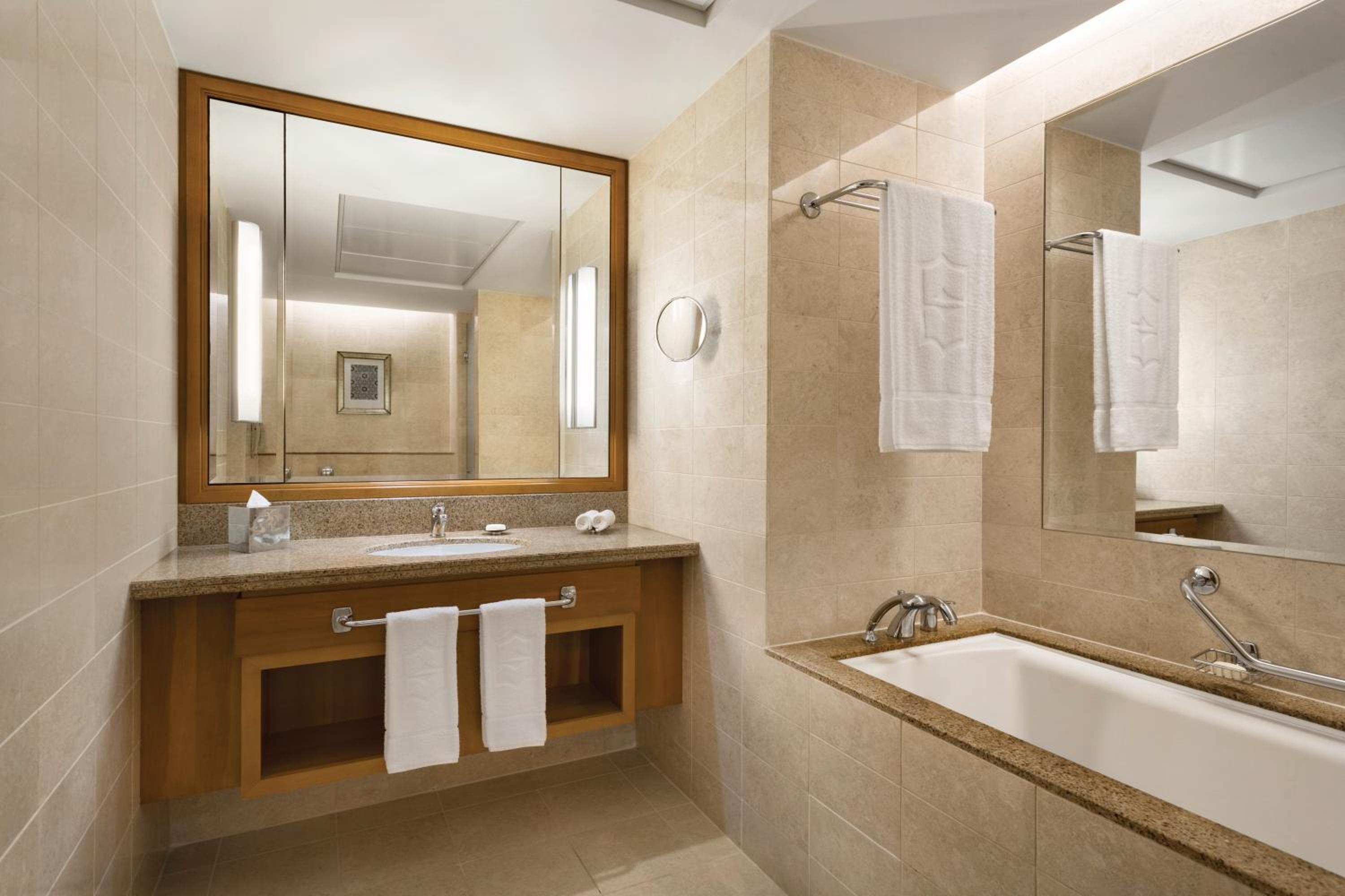DoubleTree By Hilton Muscat Al Waha