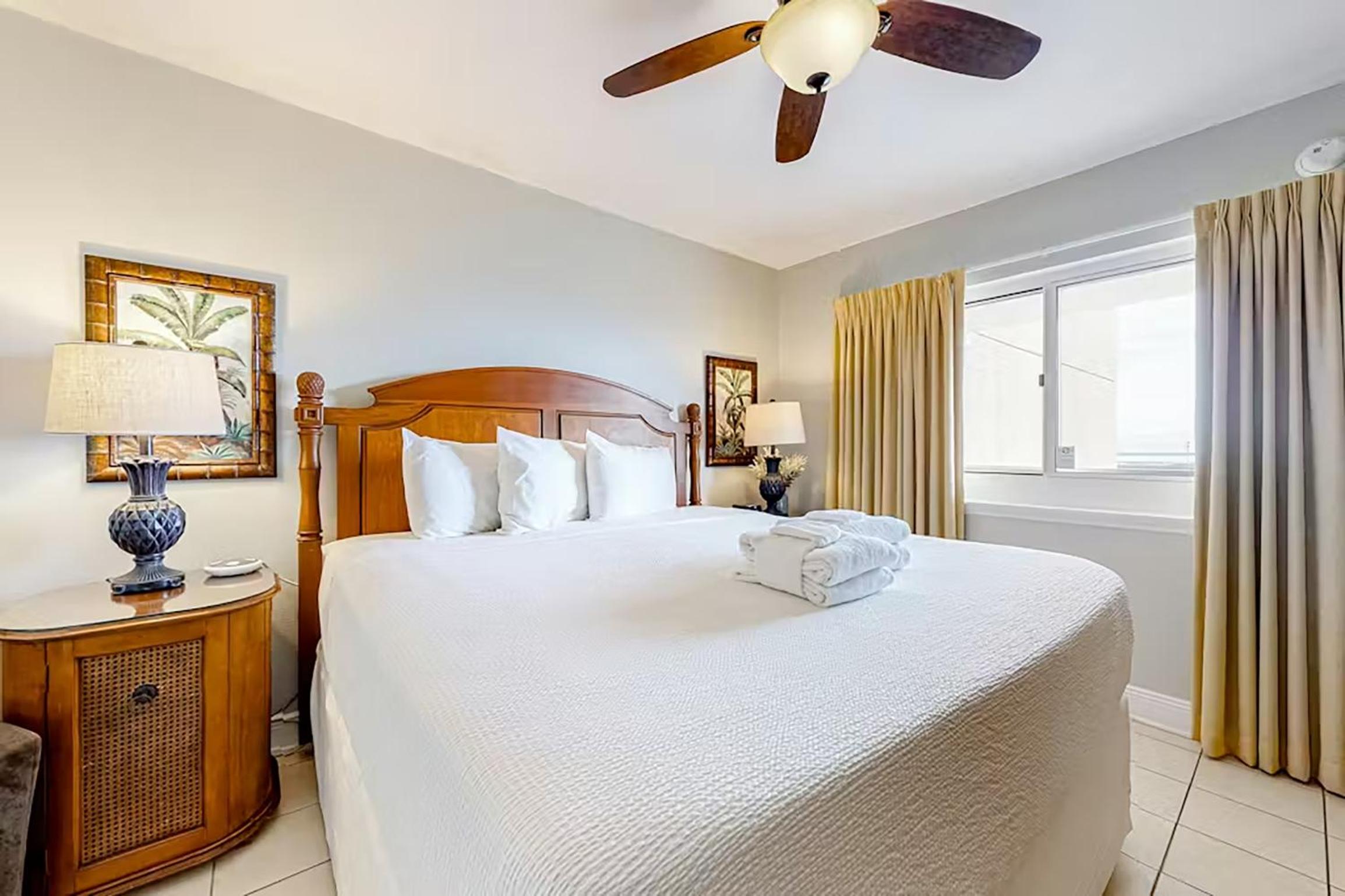 Emerald Beach 2333 by Emerald Coast Retreats