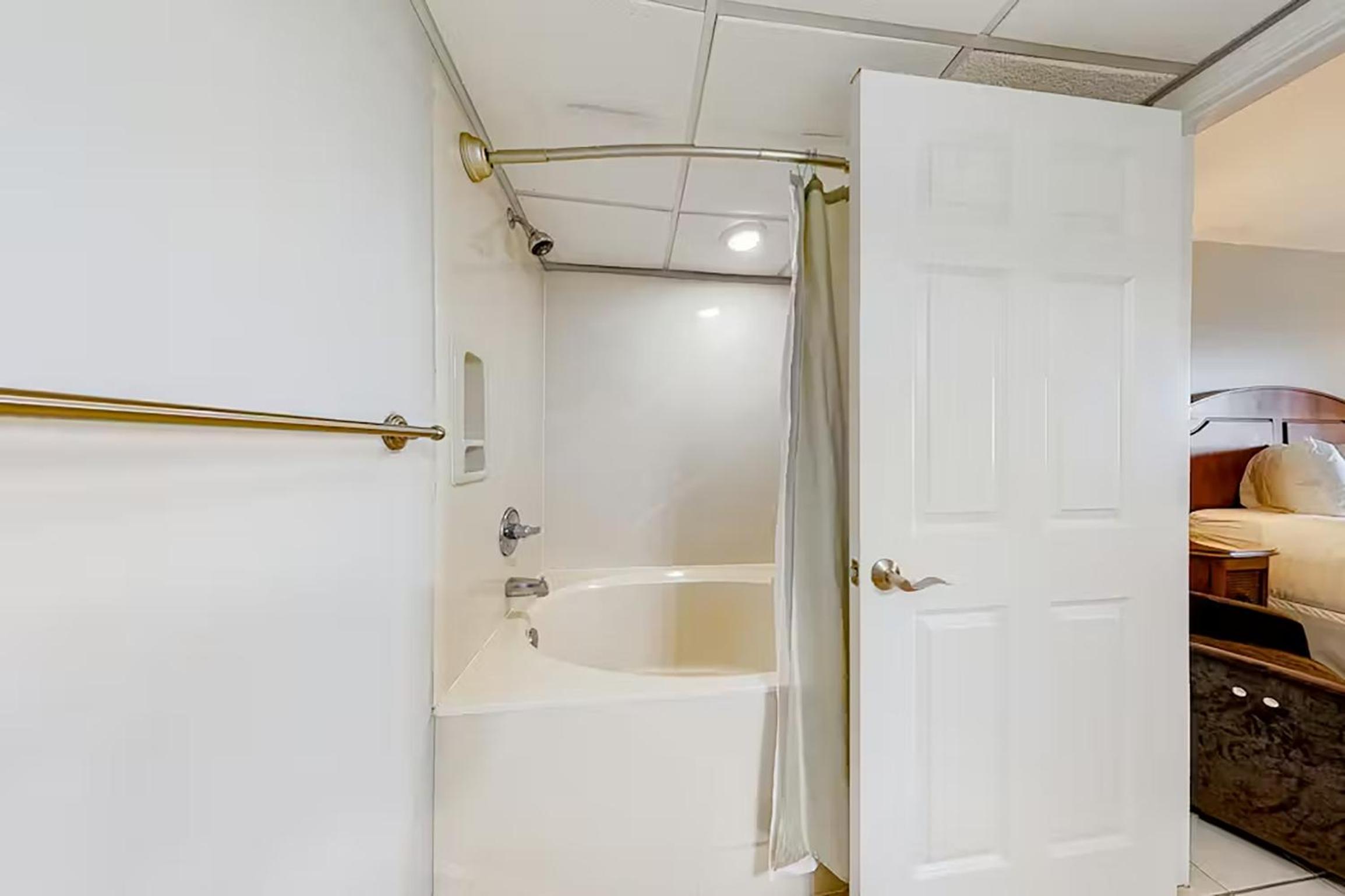 Emerald Beach 2333 by Emerald Coast Retreats