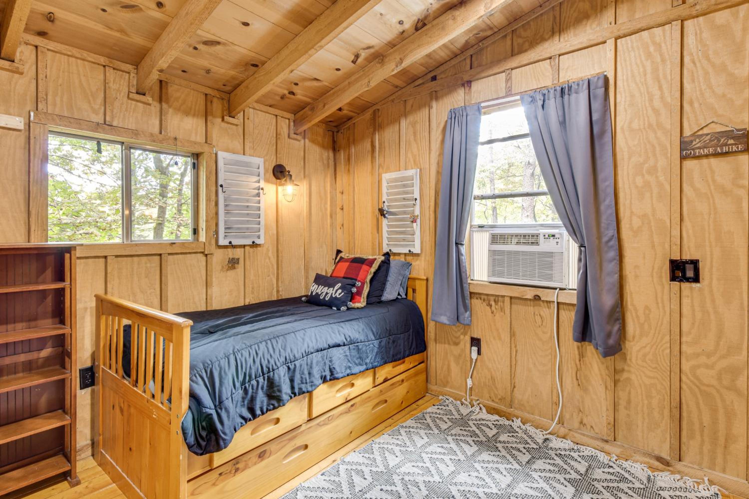 Hike and Fish Wooded Cabin Near Downtown Helen