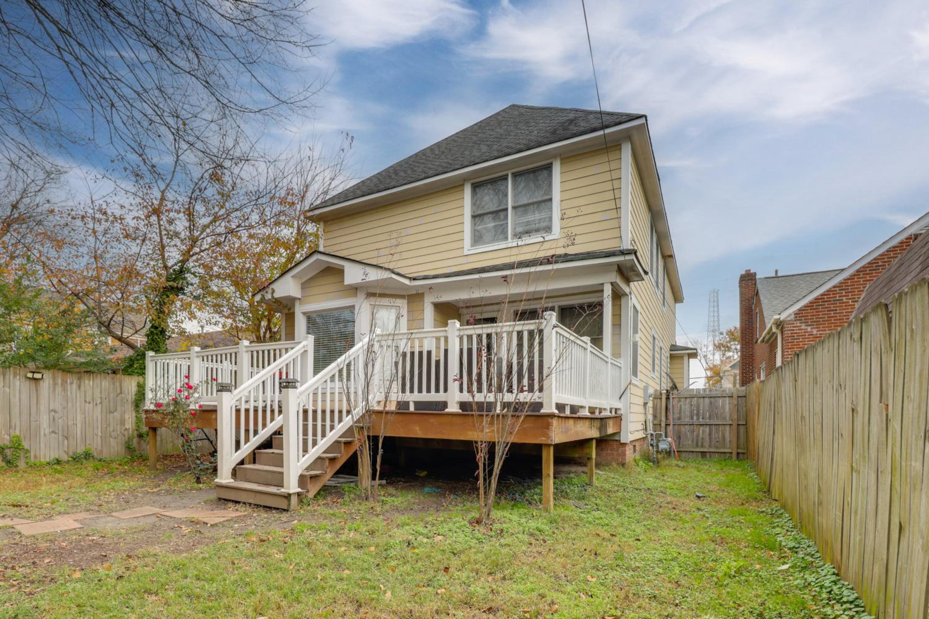 Centrally Located Hampton Roads Home with Game Room!