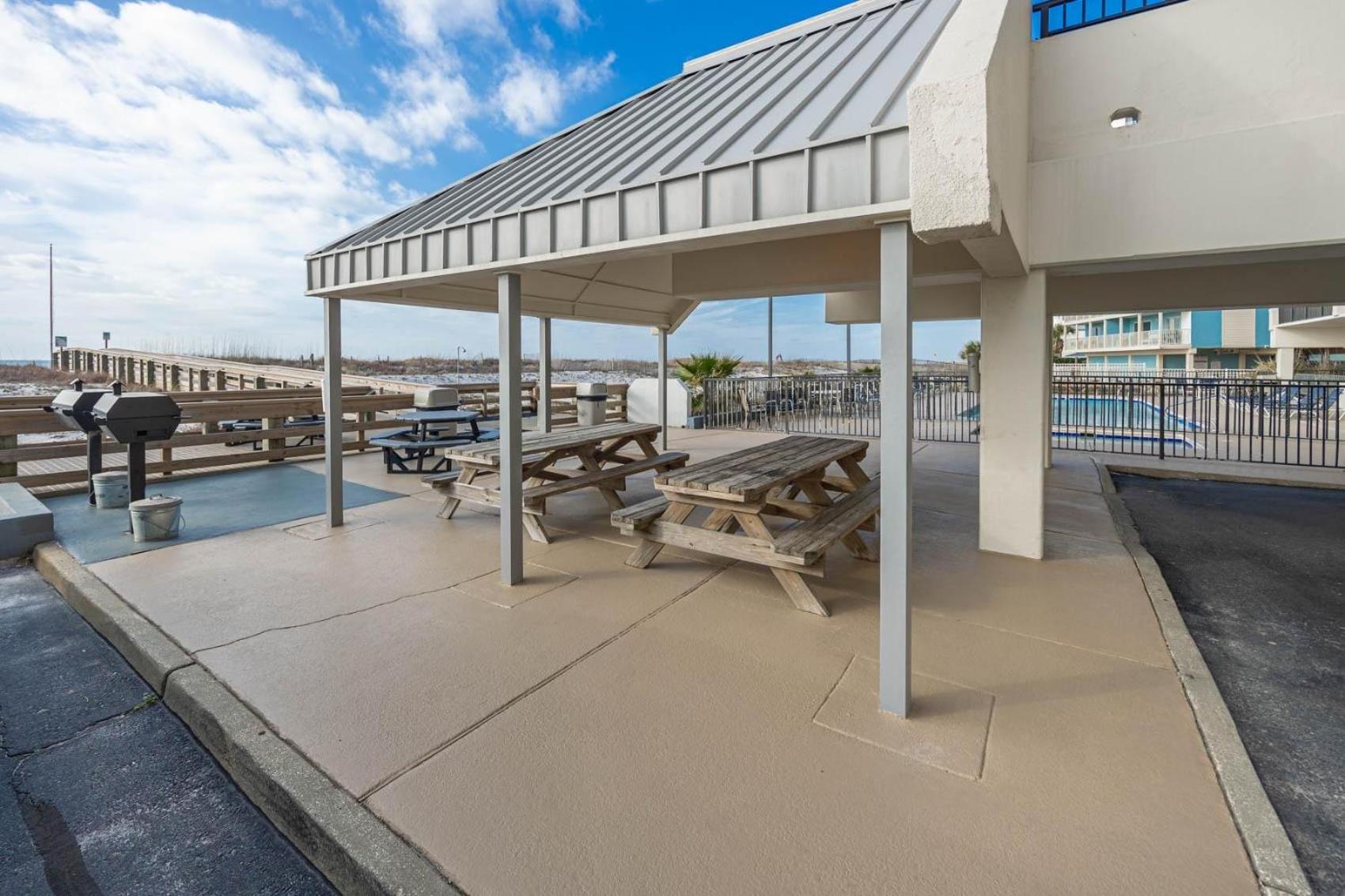 Island Winds West Unit 575