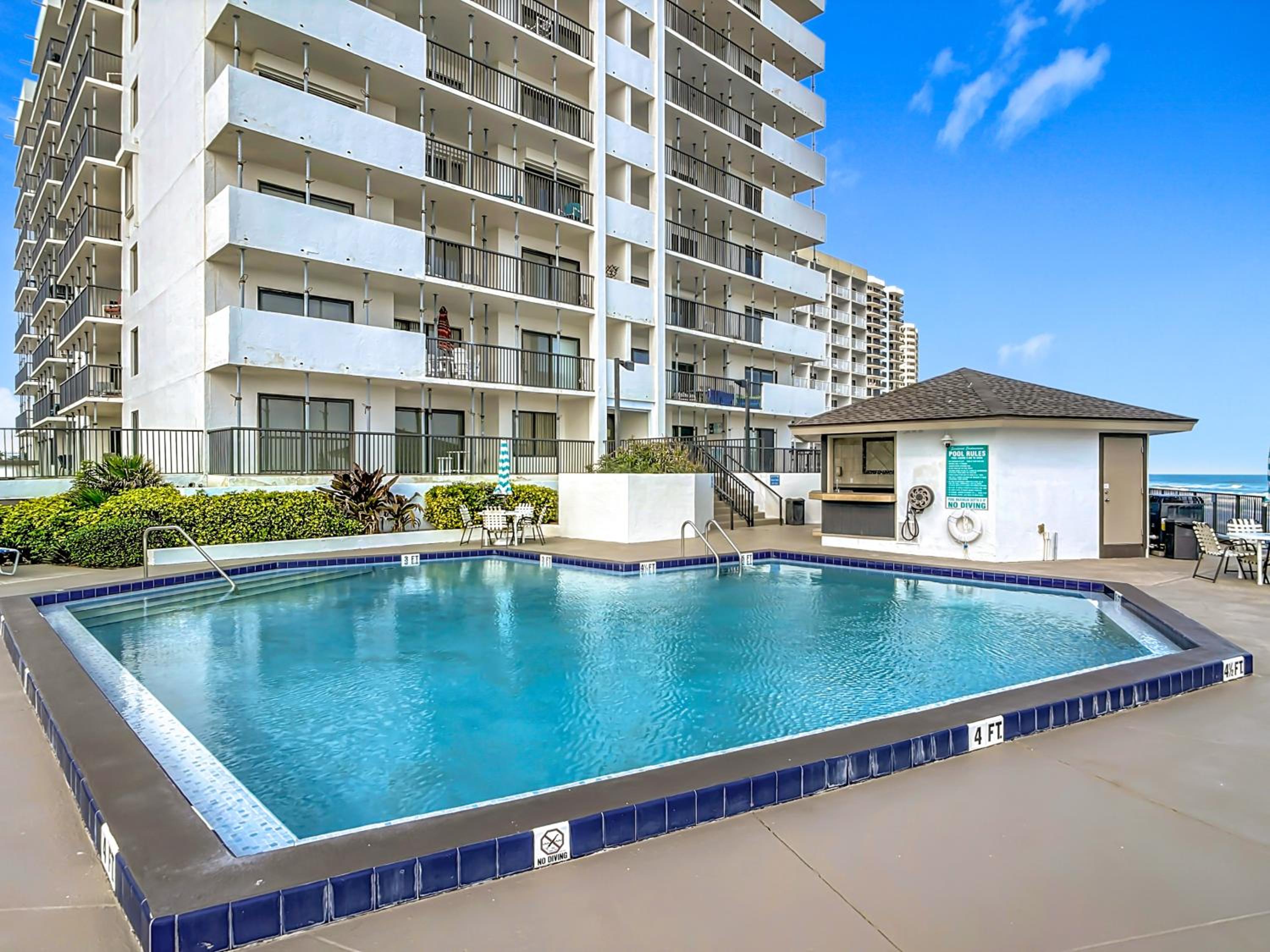 Oceanfront 1BR Condo Balcony, Heated Pool Beach