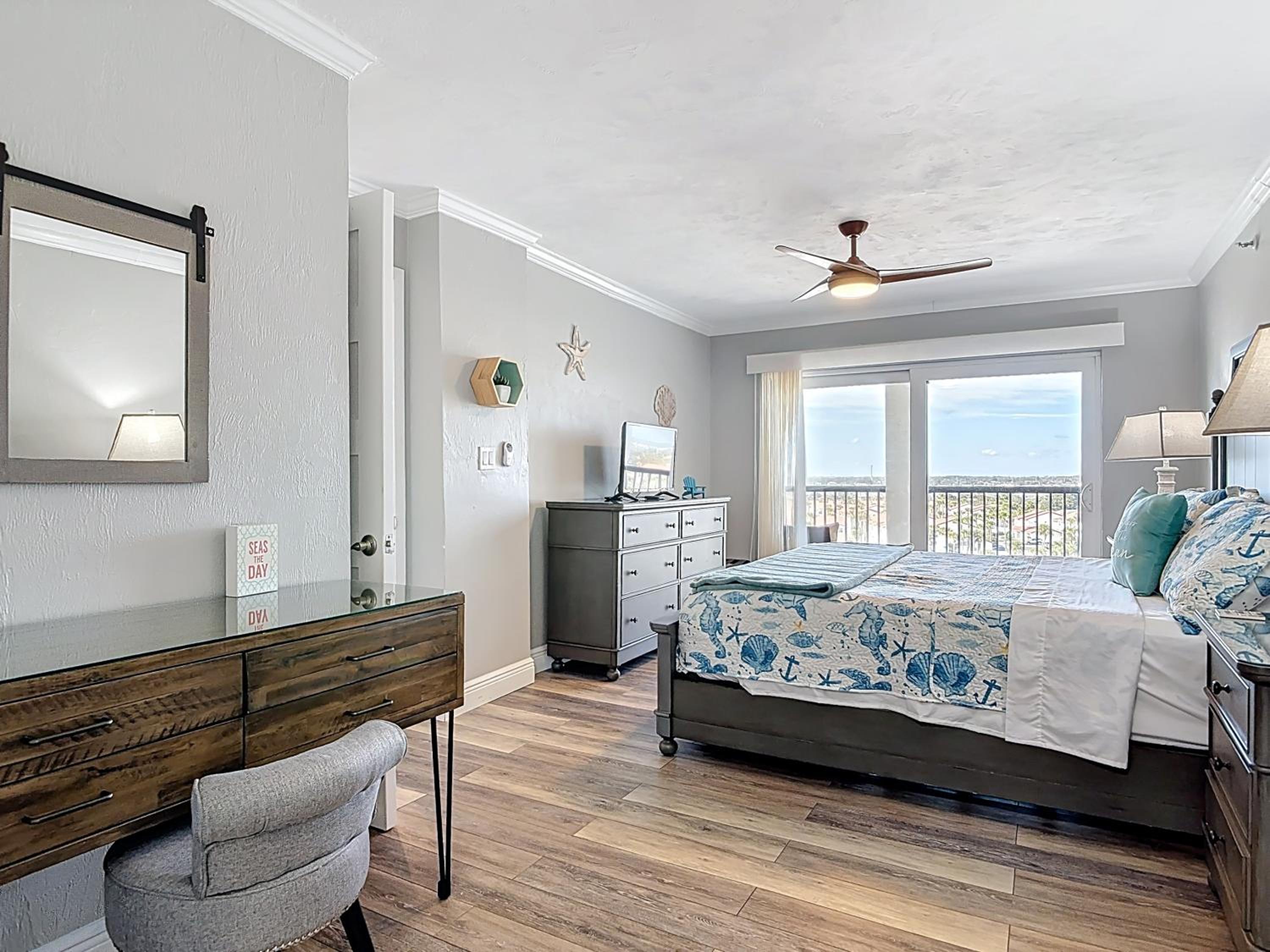 Oceanfront 1BR Condo Balcony, Heated Pool Beach