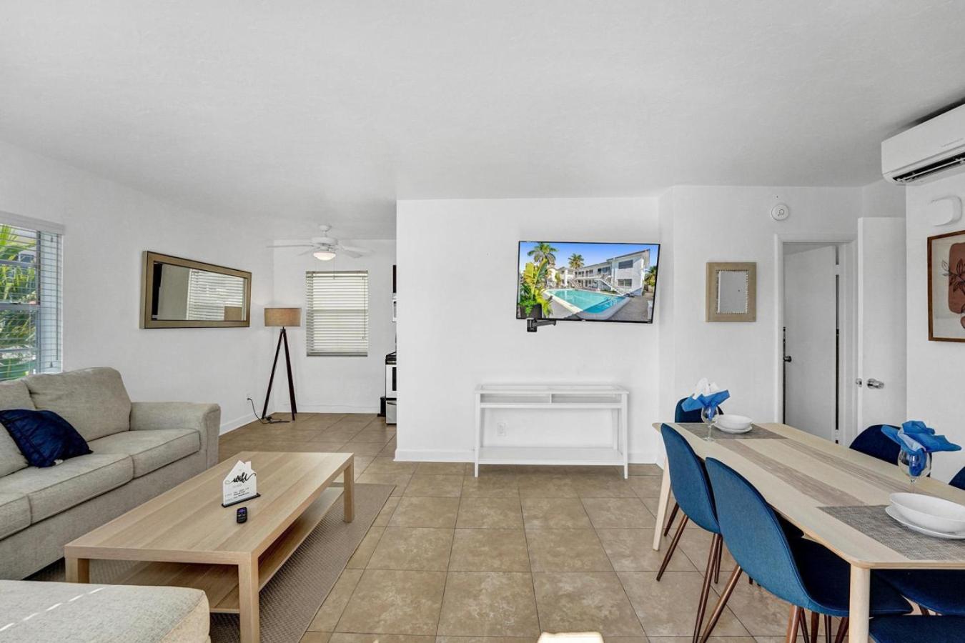 Desoto 2 bedrooms Second floor