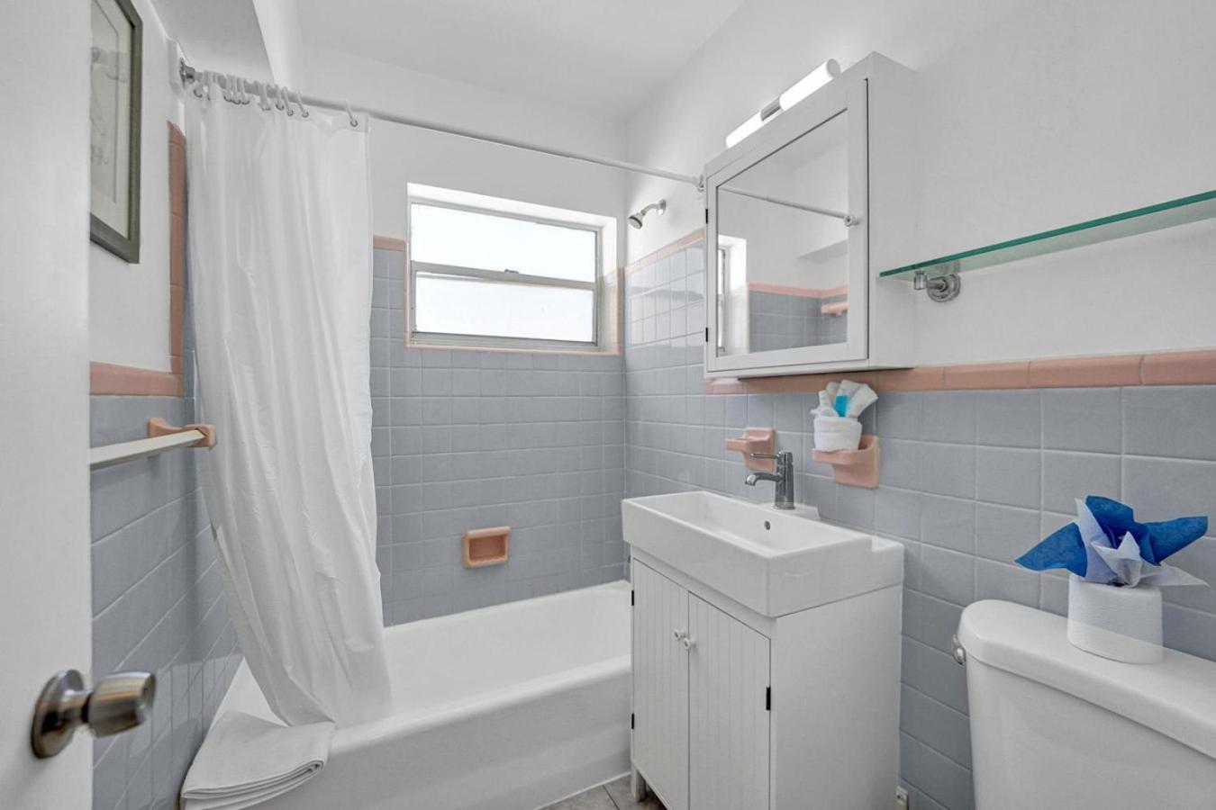 Desoto 2 bedrooms Second floor
