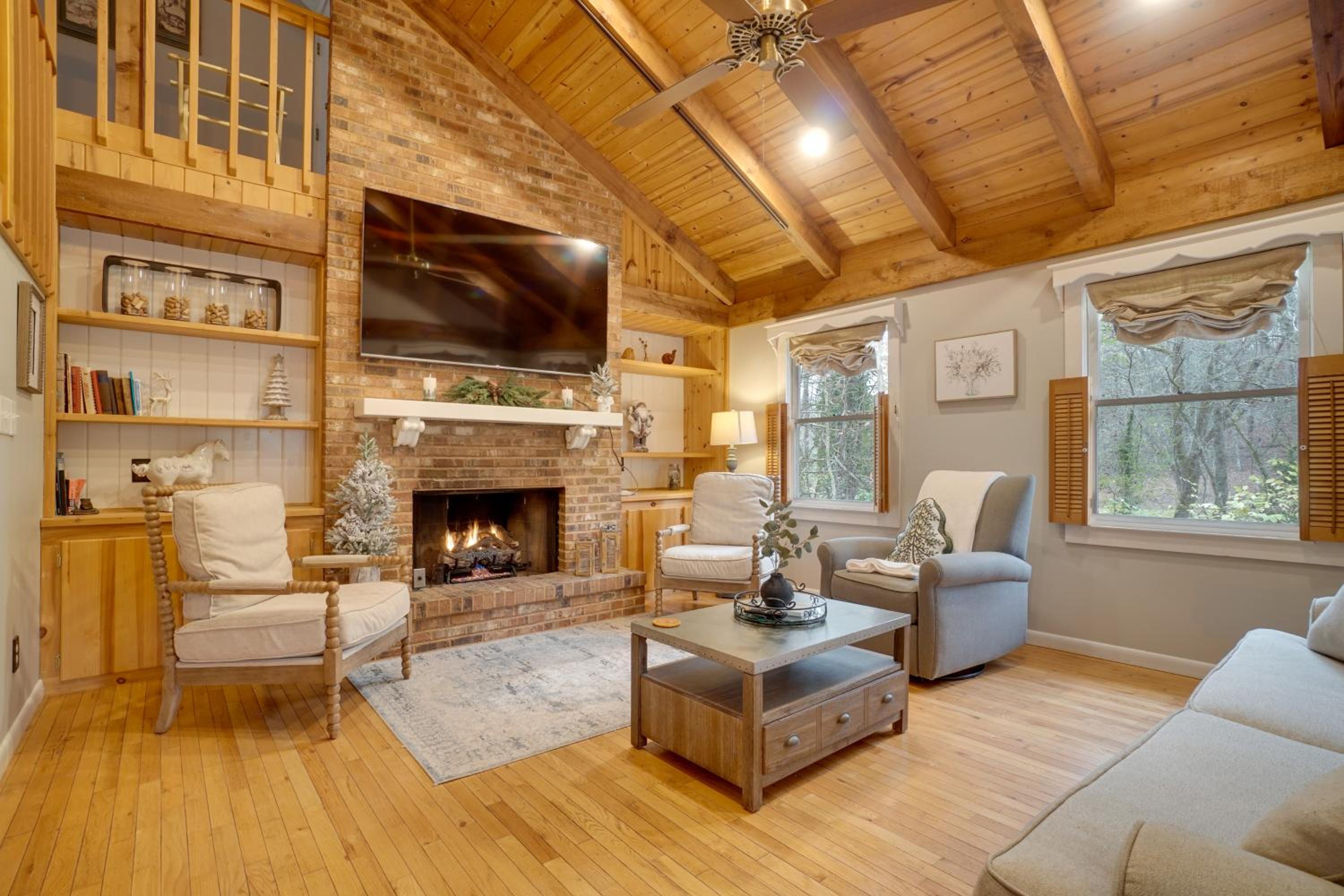 5 Forested Acres! Peaceful Retreat 4 Mi to Helen