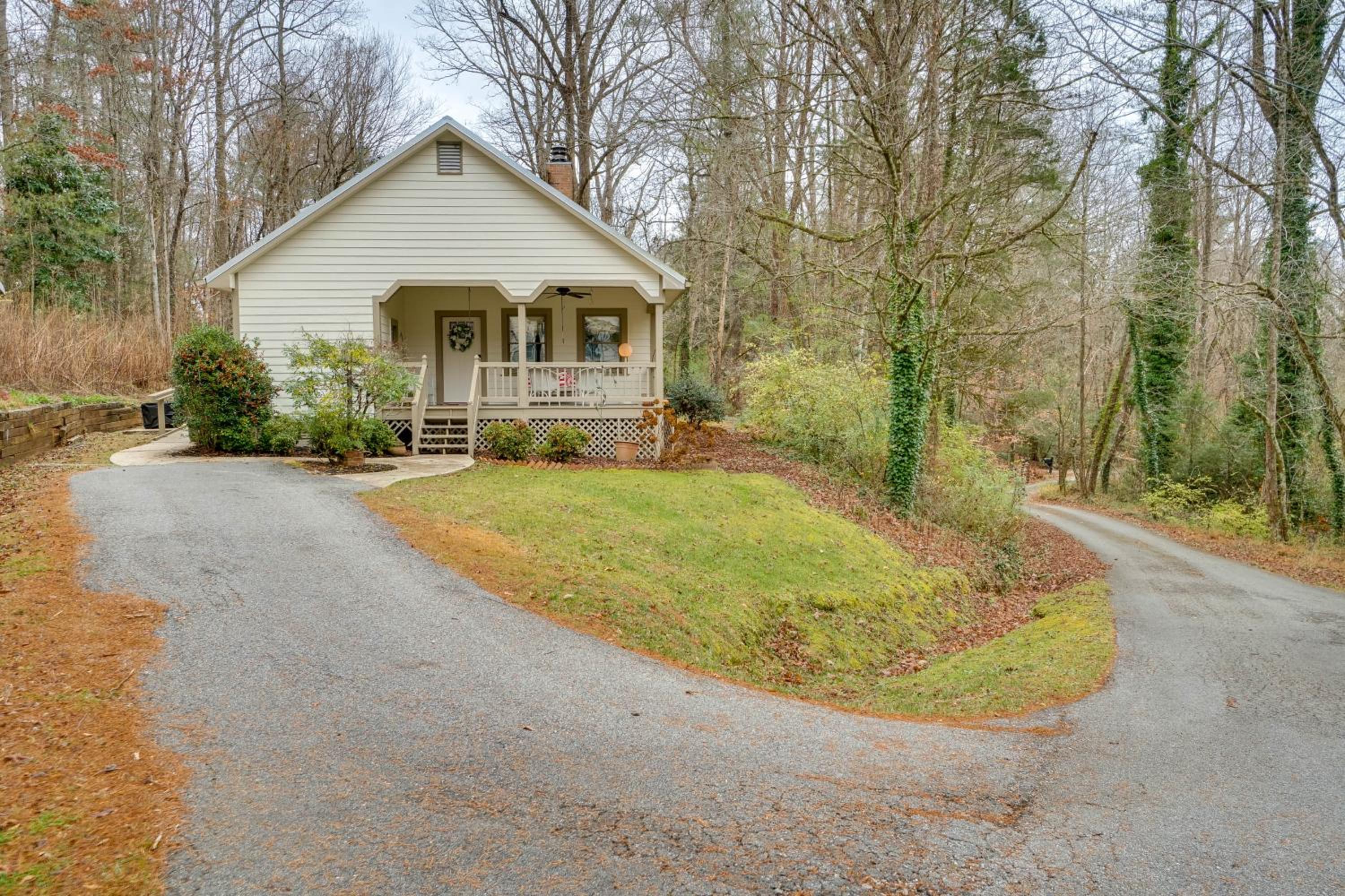 5 Forested Acres! Peaceful Retreat 4 Mi to Helen