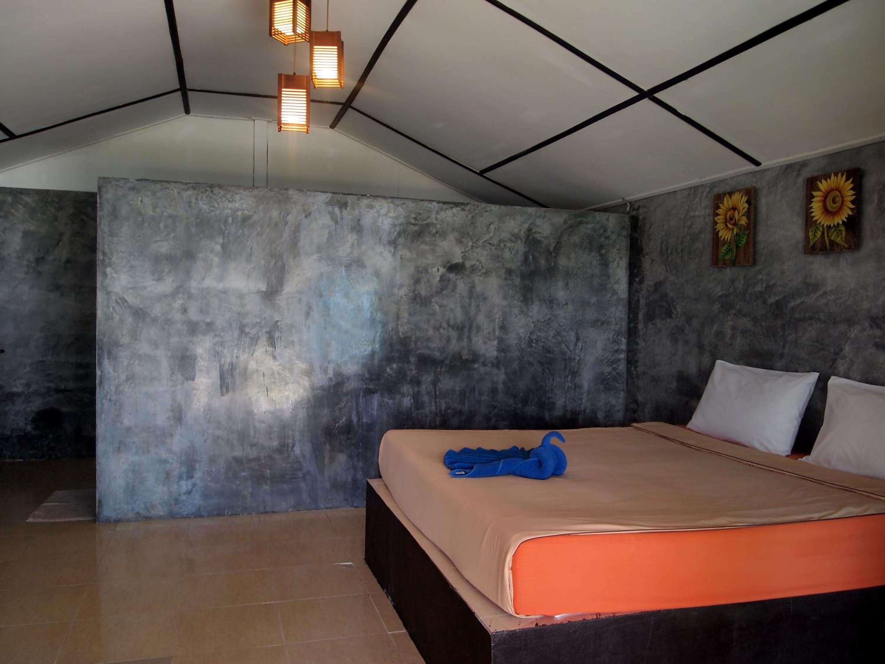 The Cosy Koh Phangan and Restaurant