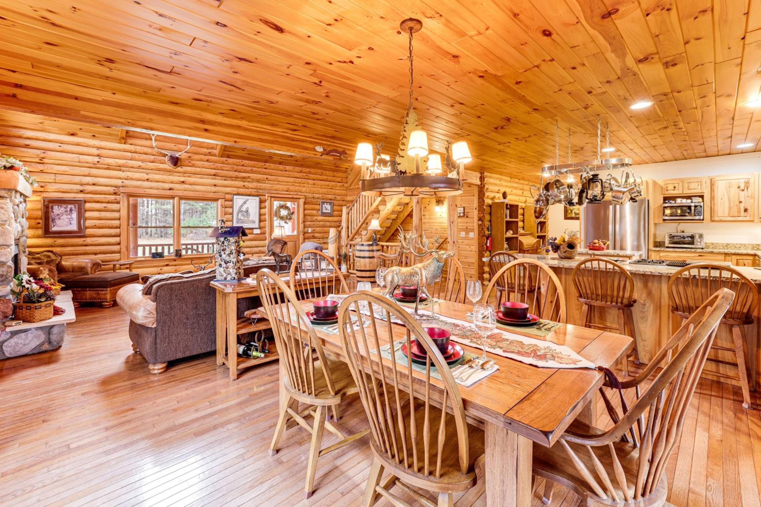 Spacious Log Home with 13 Acres, Ponds and Fire Pit!