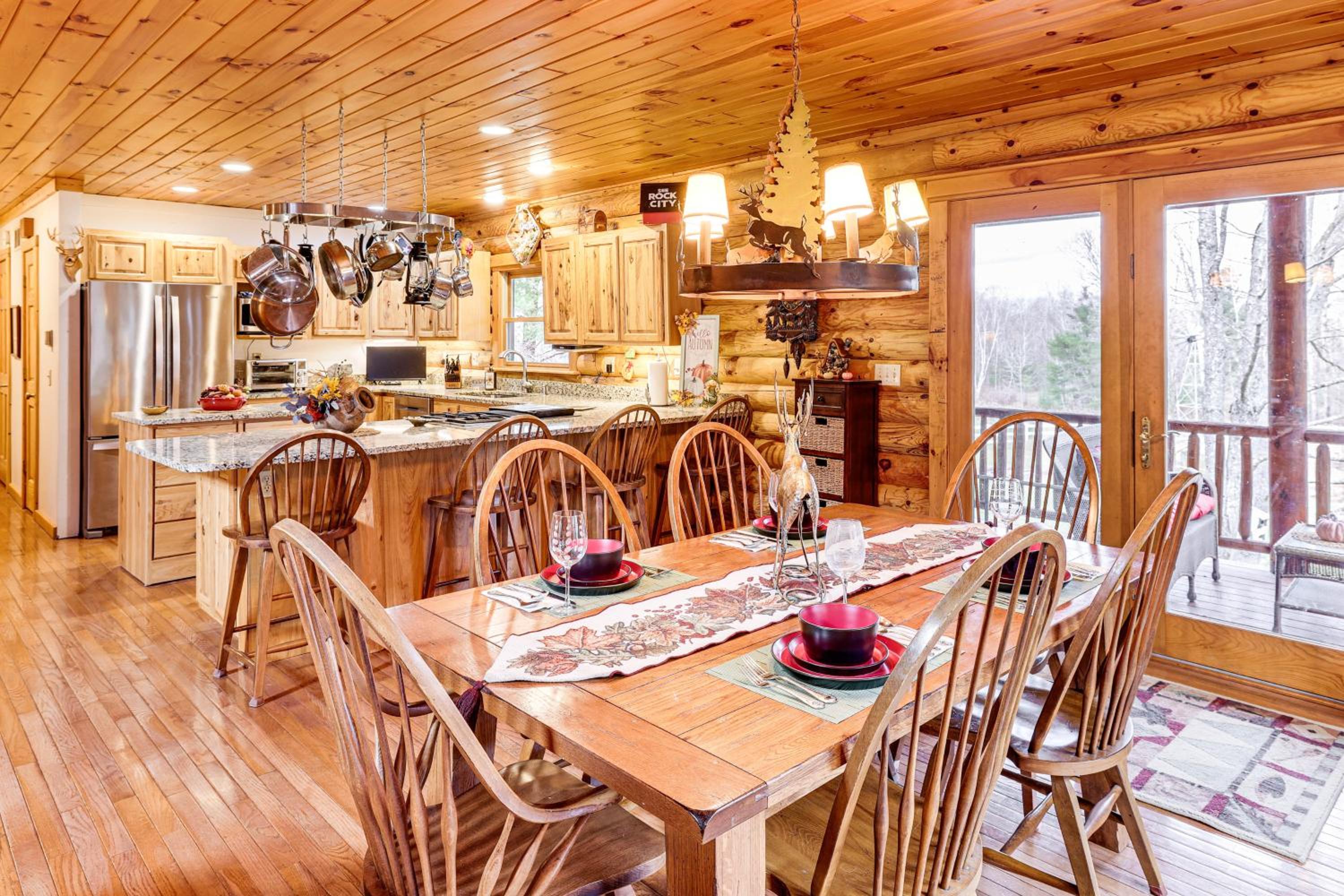 Spacious Log Home with 13 Acres, Ponds and Fire Pit!