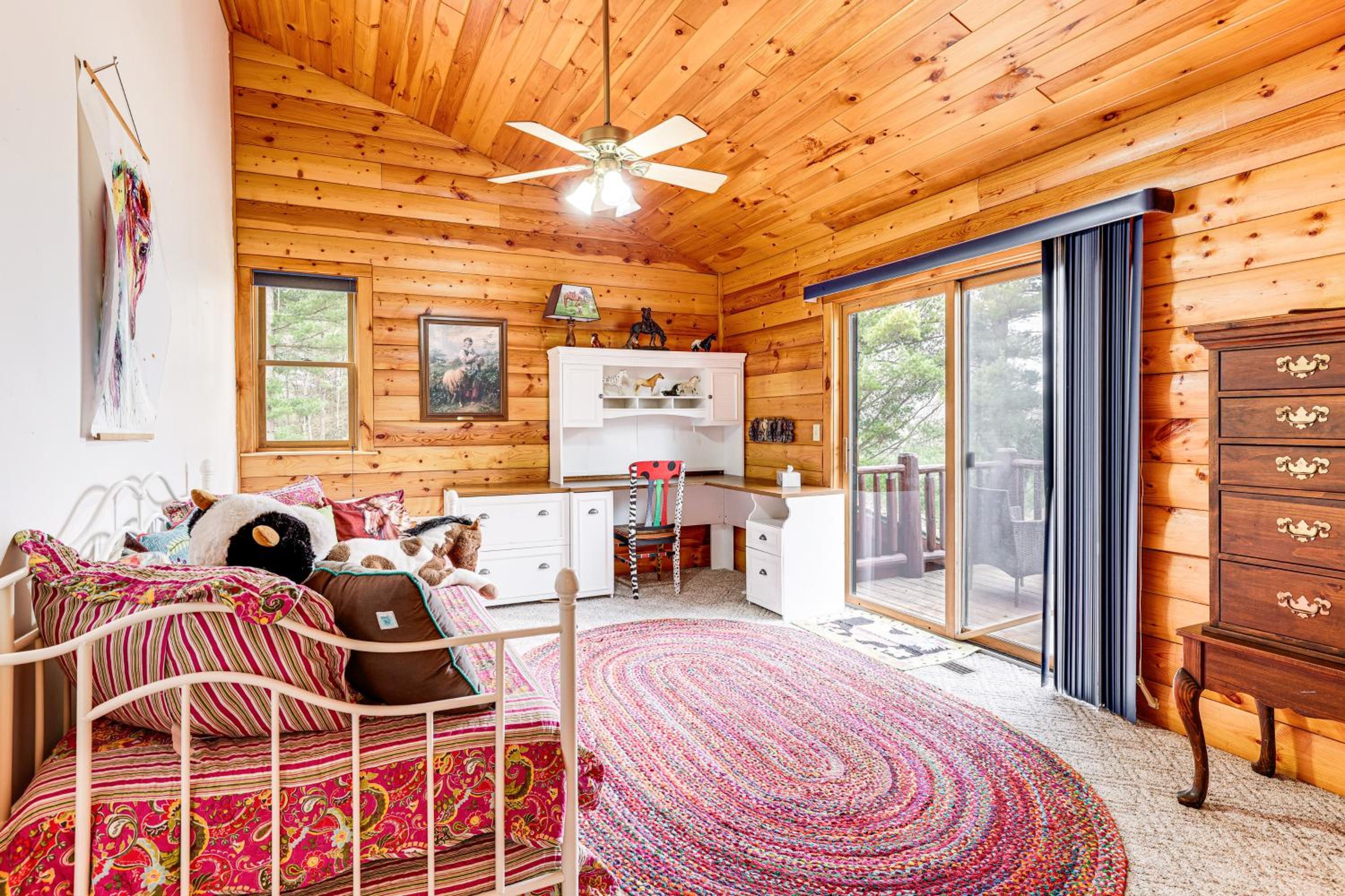 Spacious Log Home with 13 Acres, Ponds and Fire Pit!