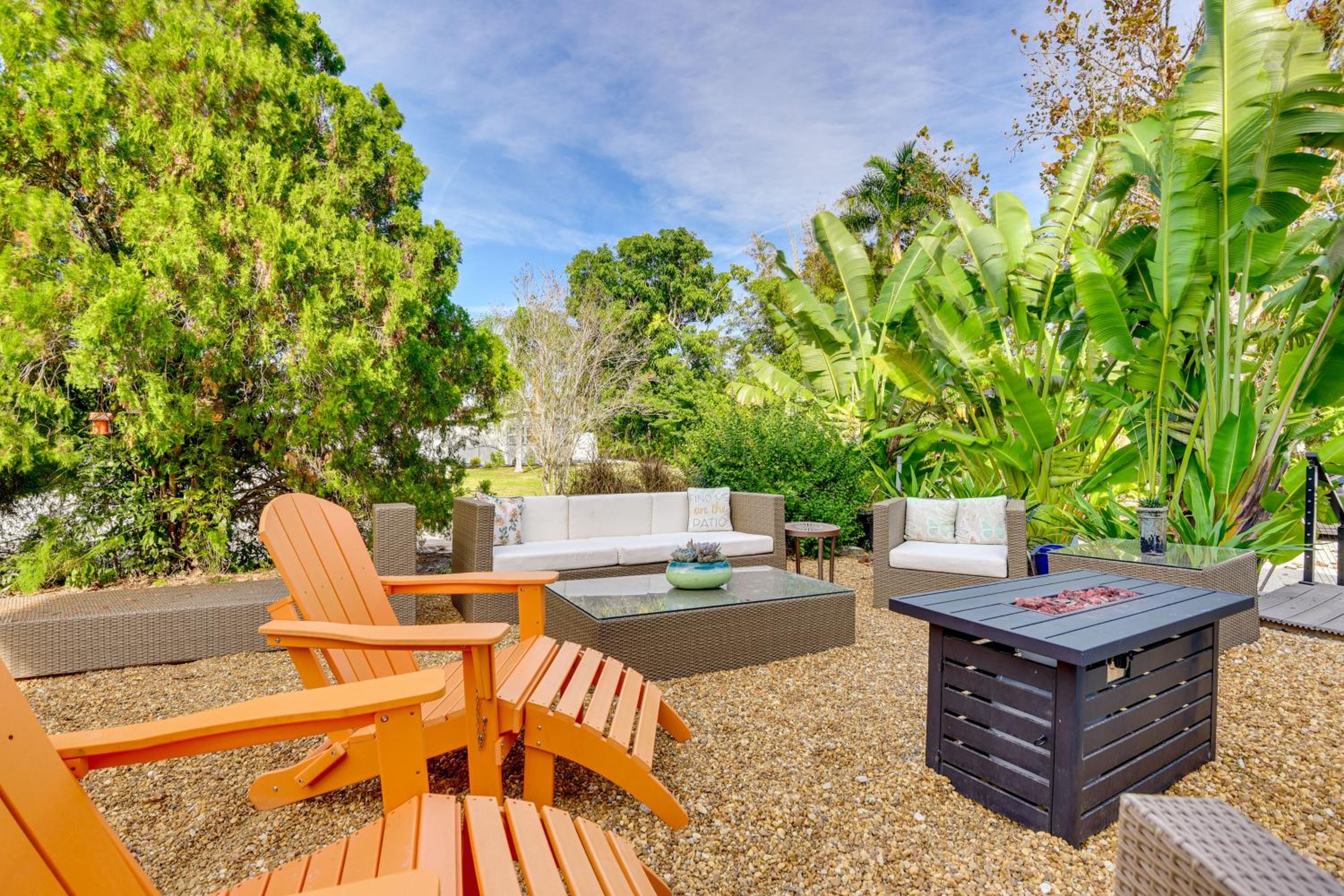 3,200-Sq-Ft Hideaway 5 Mi to Downtown Sarasota!