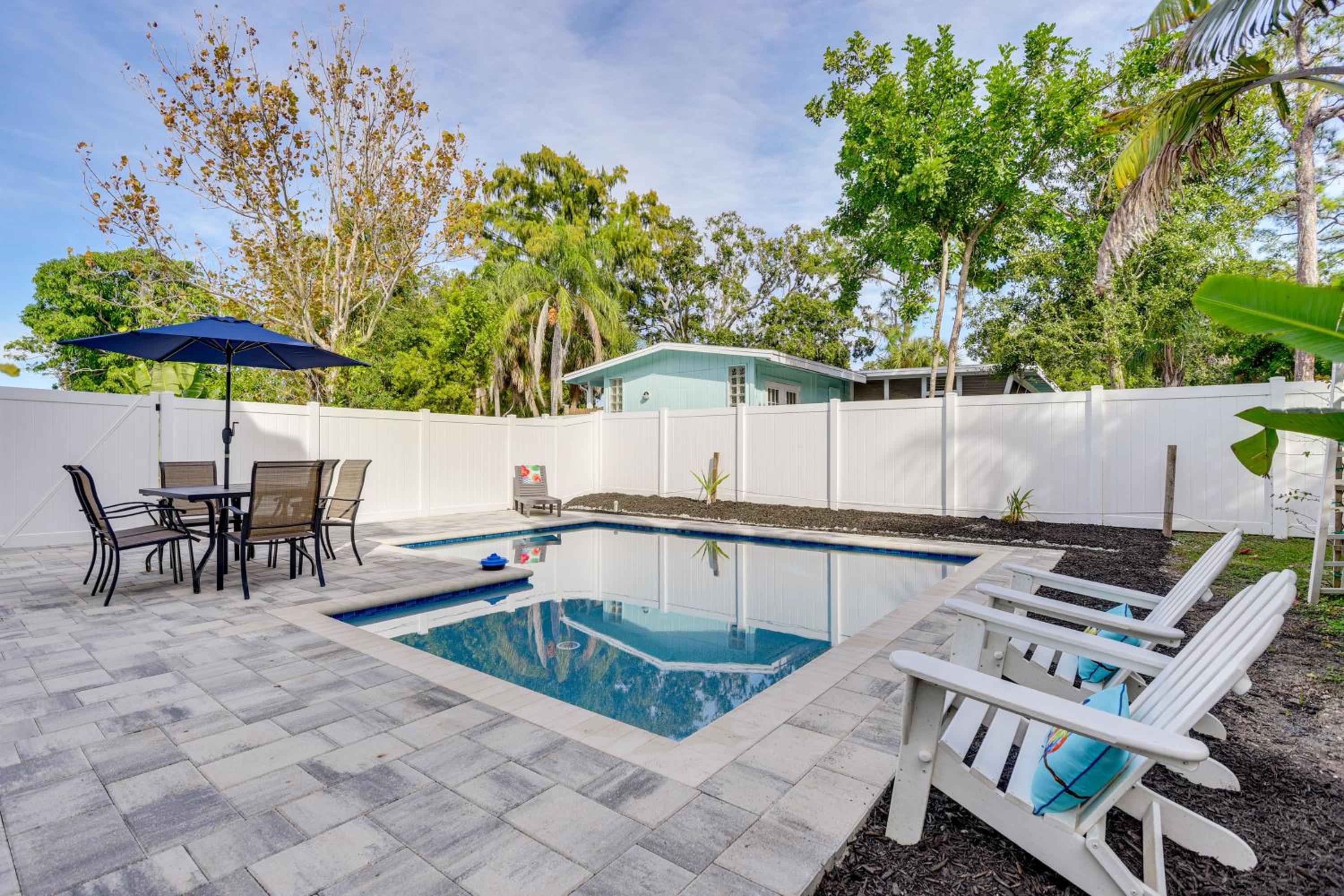 3,200-Sq-Ft Hideaway 5 Mi to Downtown Sarasota!