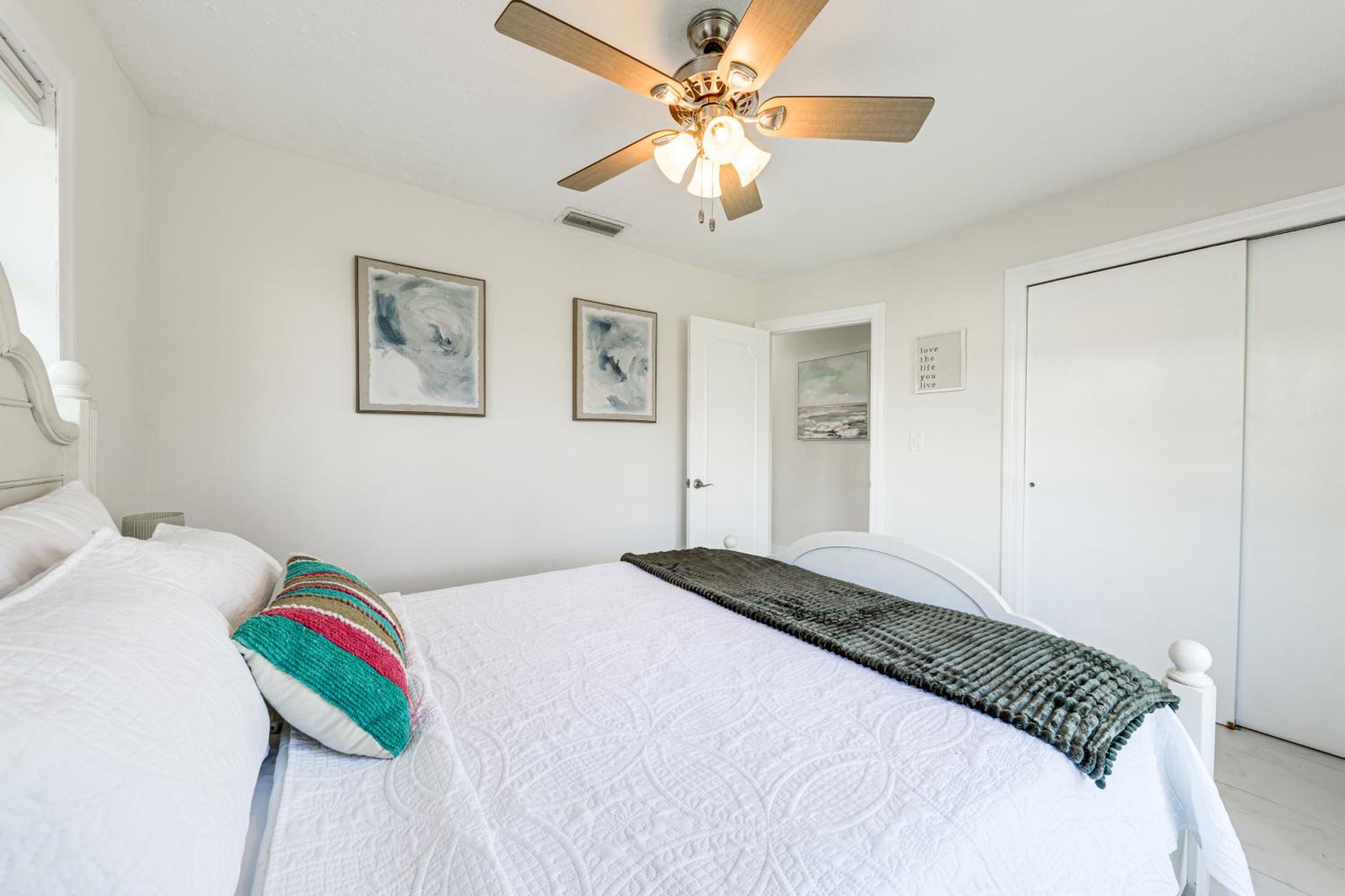 3 Mi to Beach! Poolside Escape in Fort Lauderdale