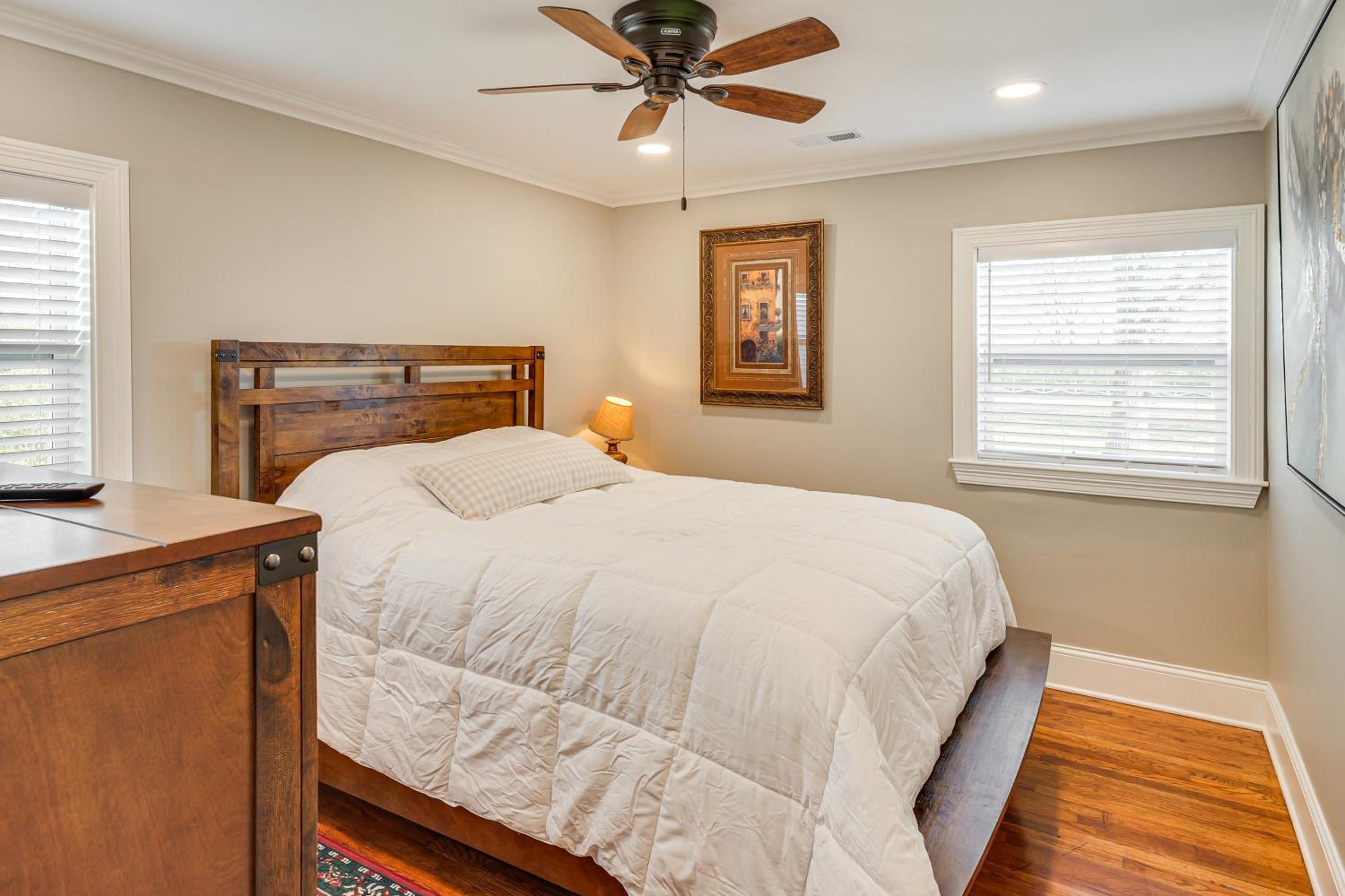 1 Block to Dtwn Lewisburg! Quiet Home with Decks