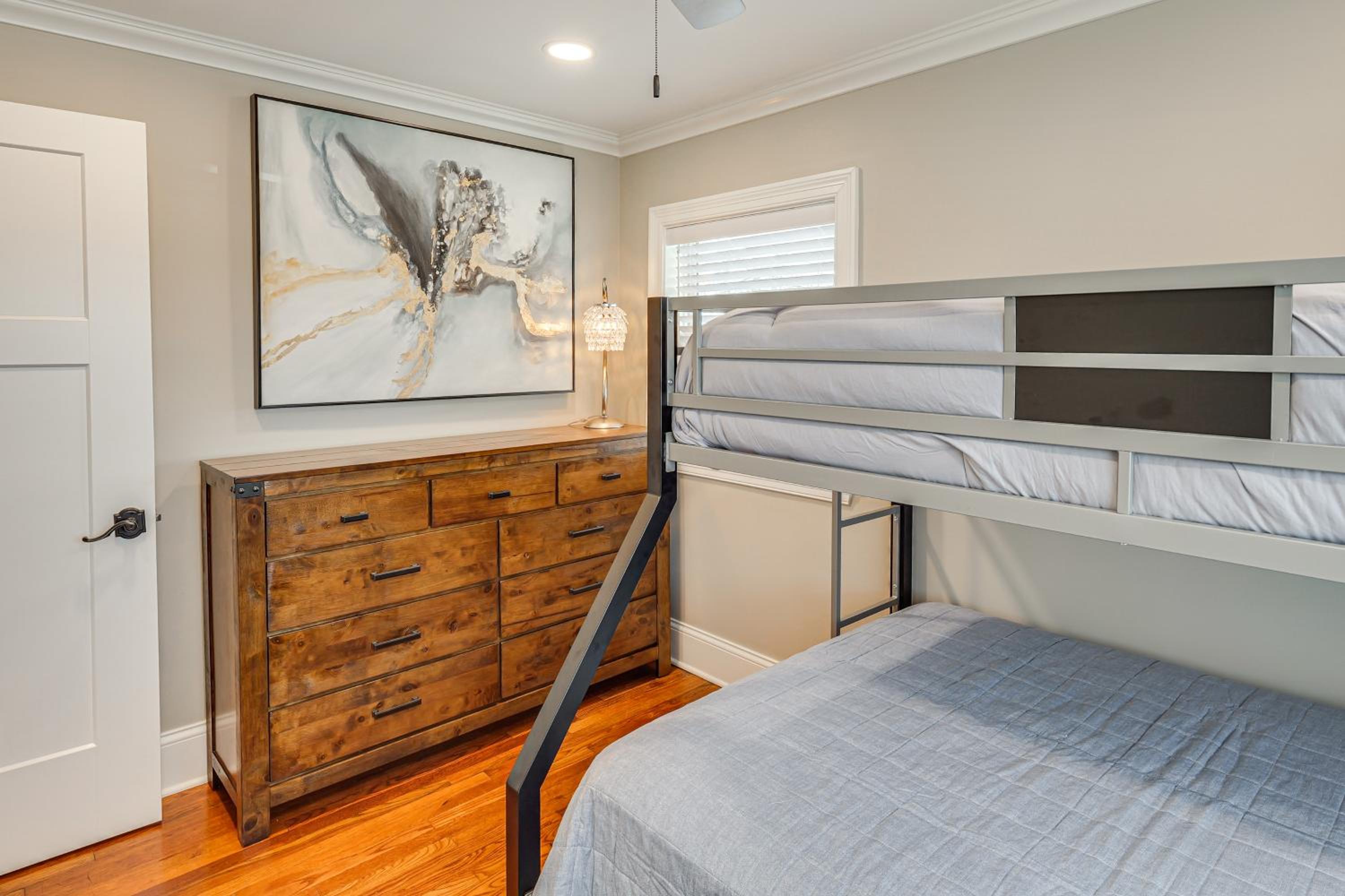 1 Block to Dtwn Lewisburg! Quiet Home with Decks