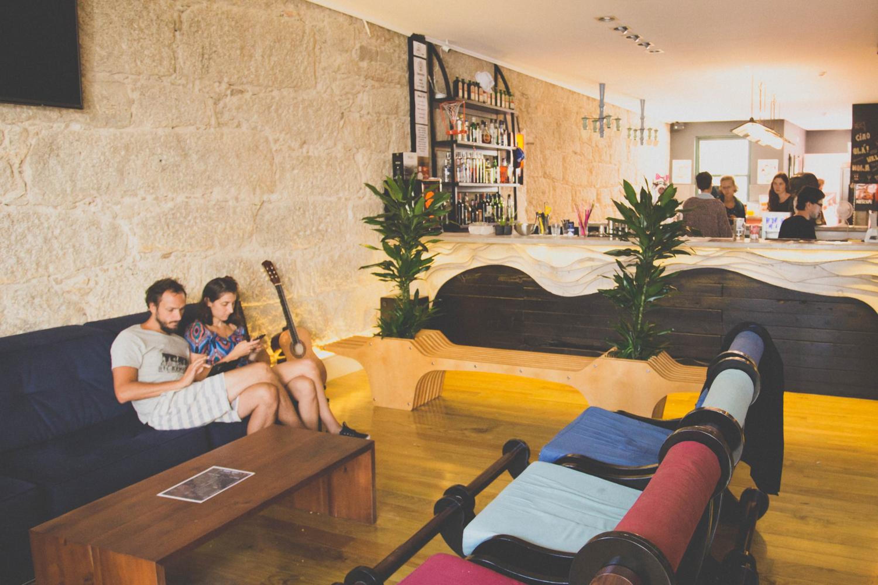 Nice Way Porto Hostel