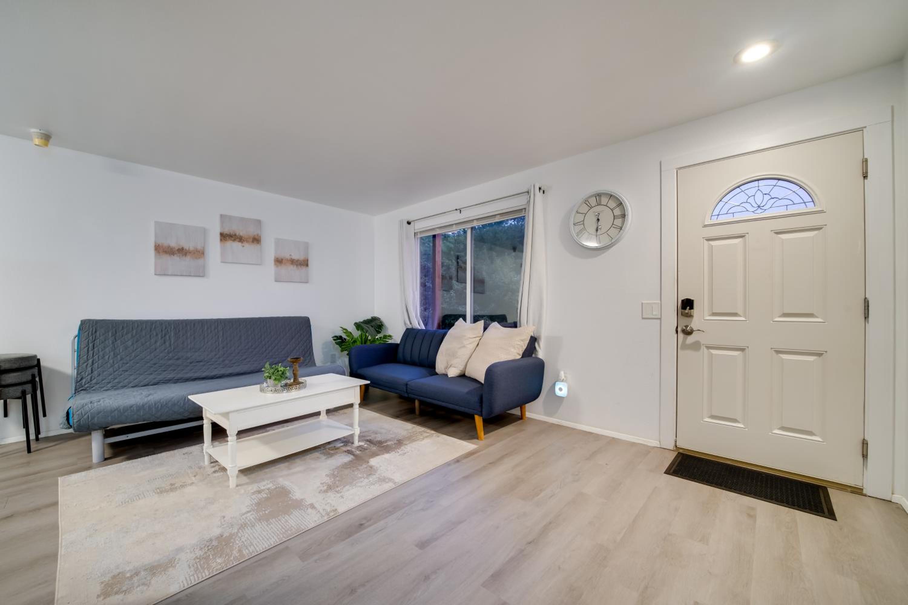 Near Tech Hub and Transit Central Bellevue Home