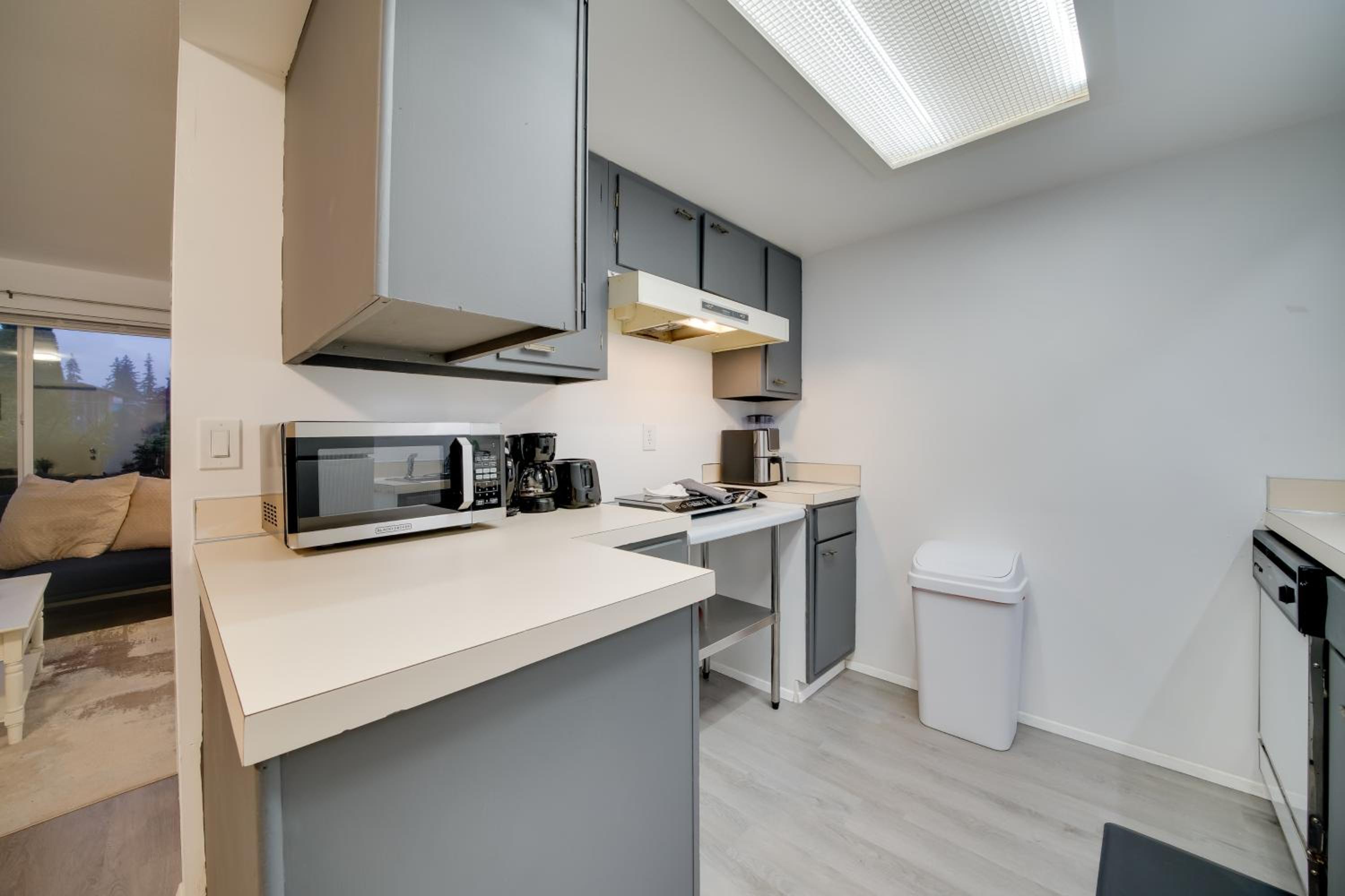 Near Tech Hub and Transit Central Bellevue Home