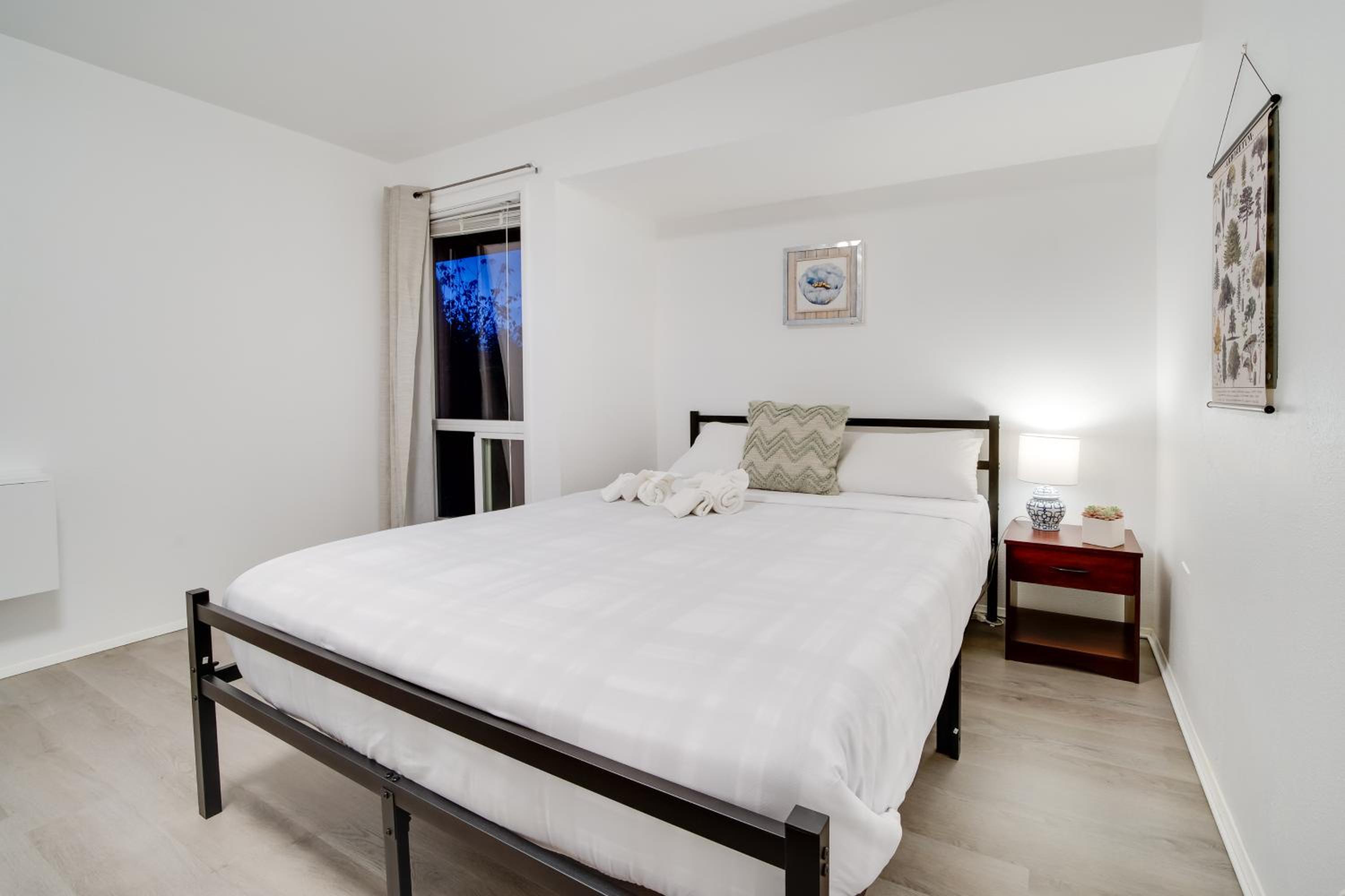 Near Tech Hub and Transit Central Bellevue Home