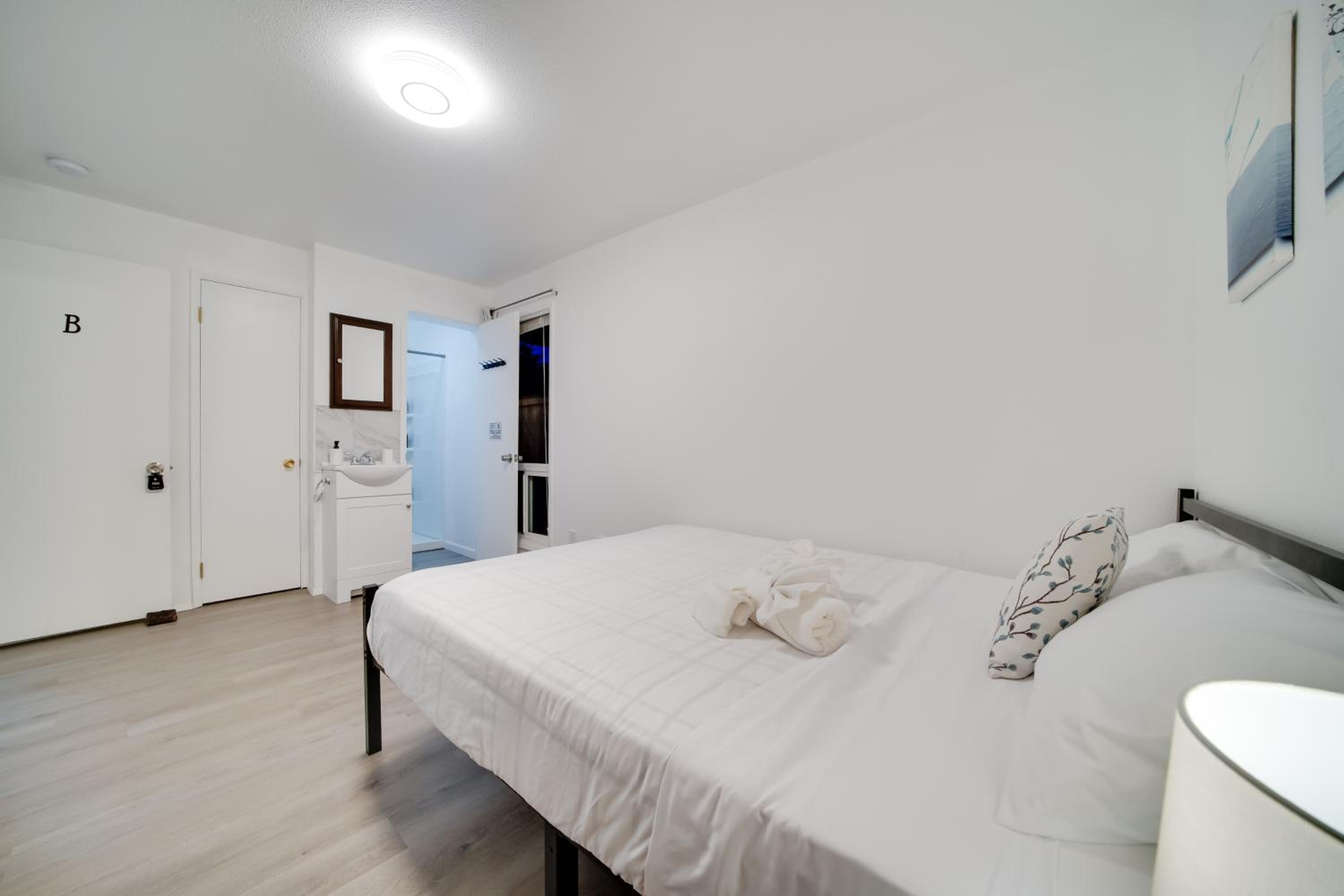 Near Tech Hub and Transit Central Bellevue Home