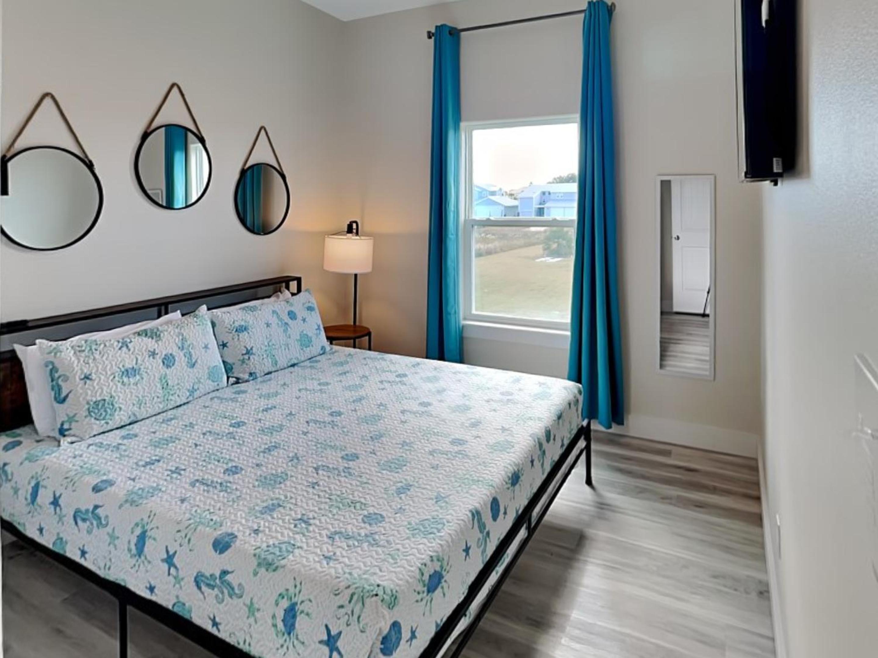 Breezy Bay Cottage
