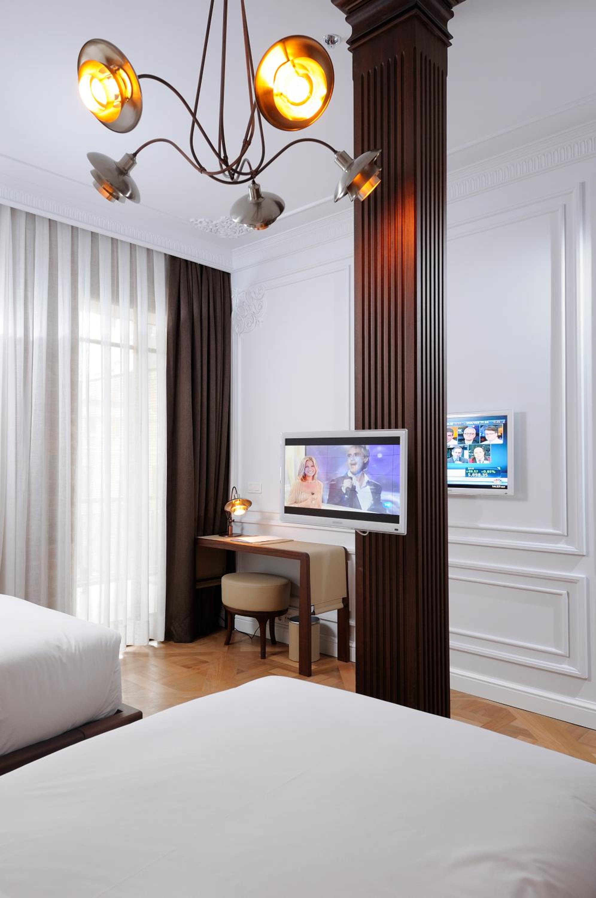 Georges Otel Galata - Image 77