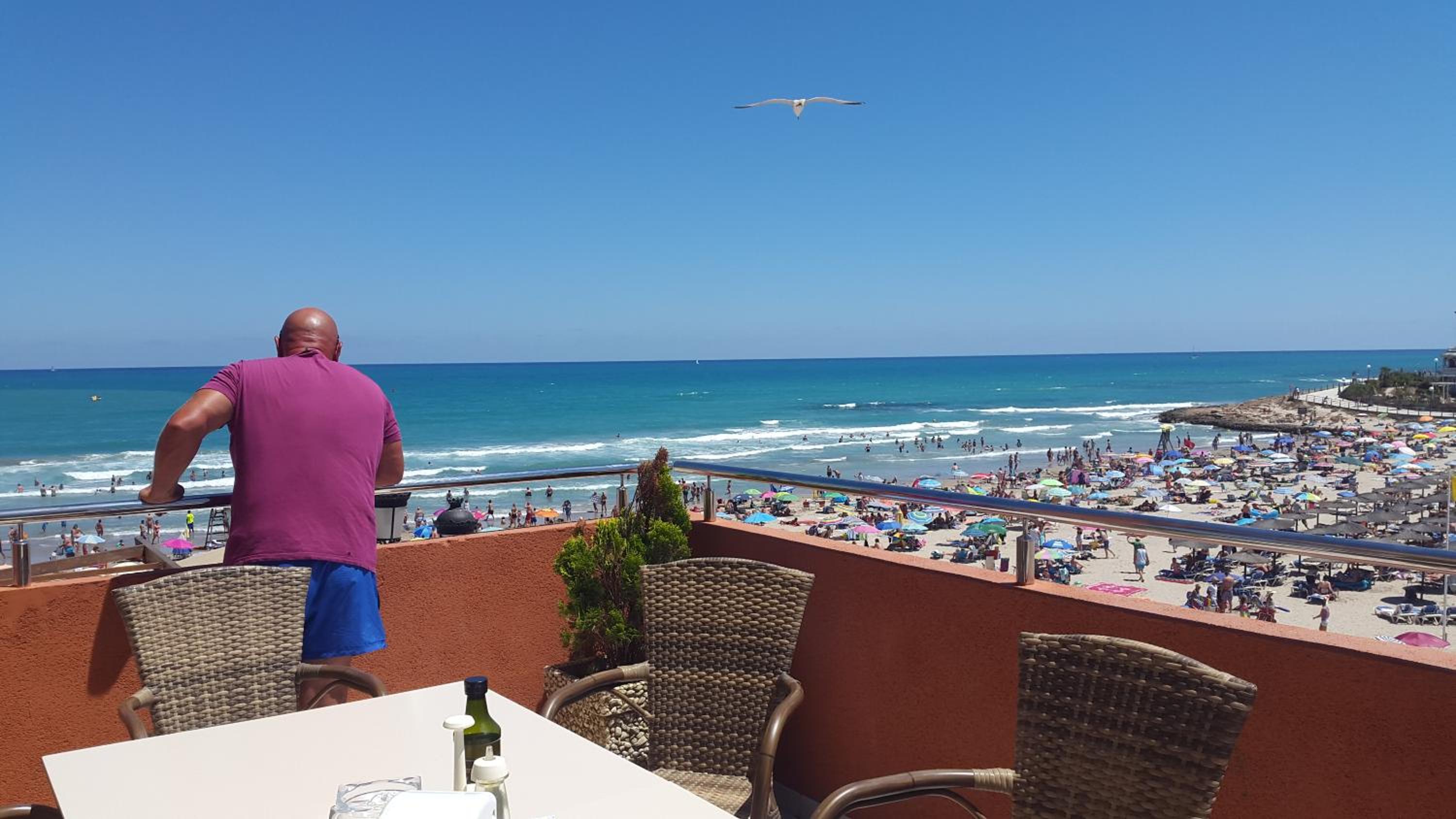 Villa La Zenia, Private pool, 10min walk to La Zenia Beach, for 6 people