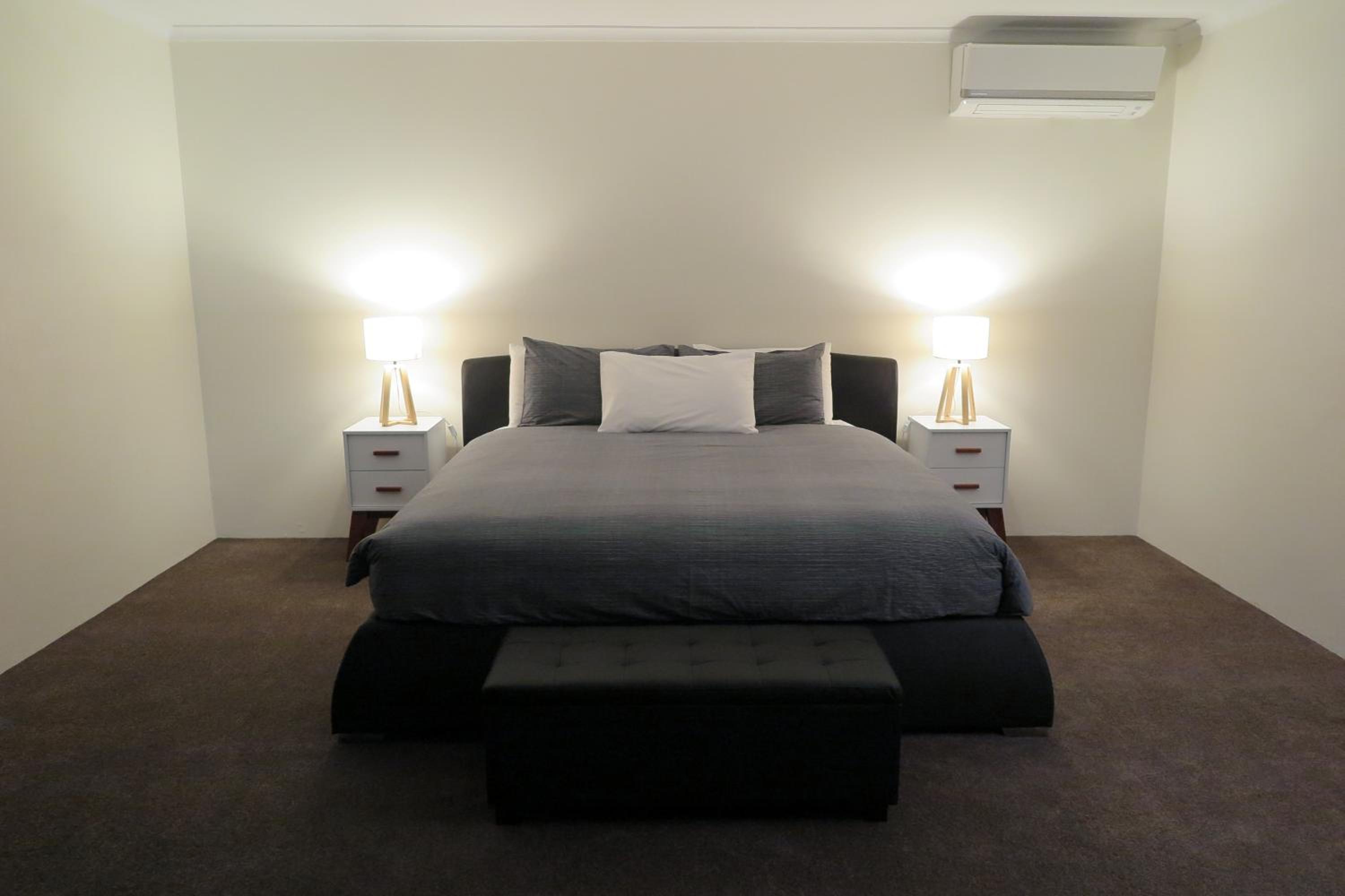 Summerhill Motor Inn