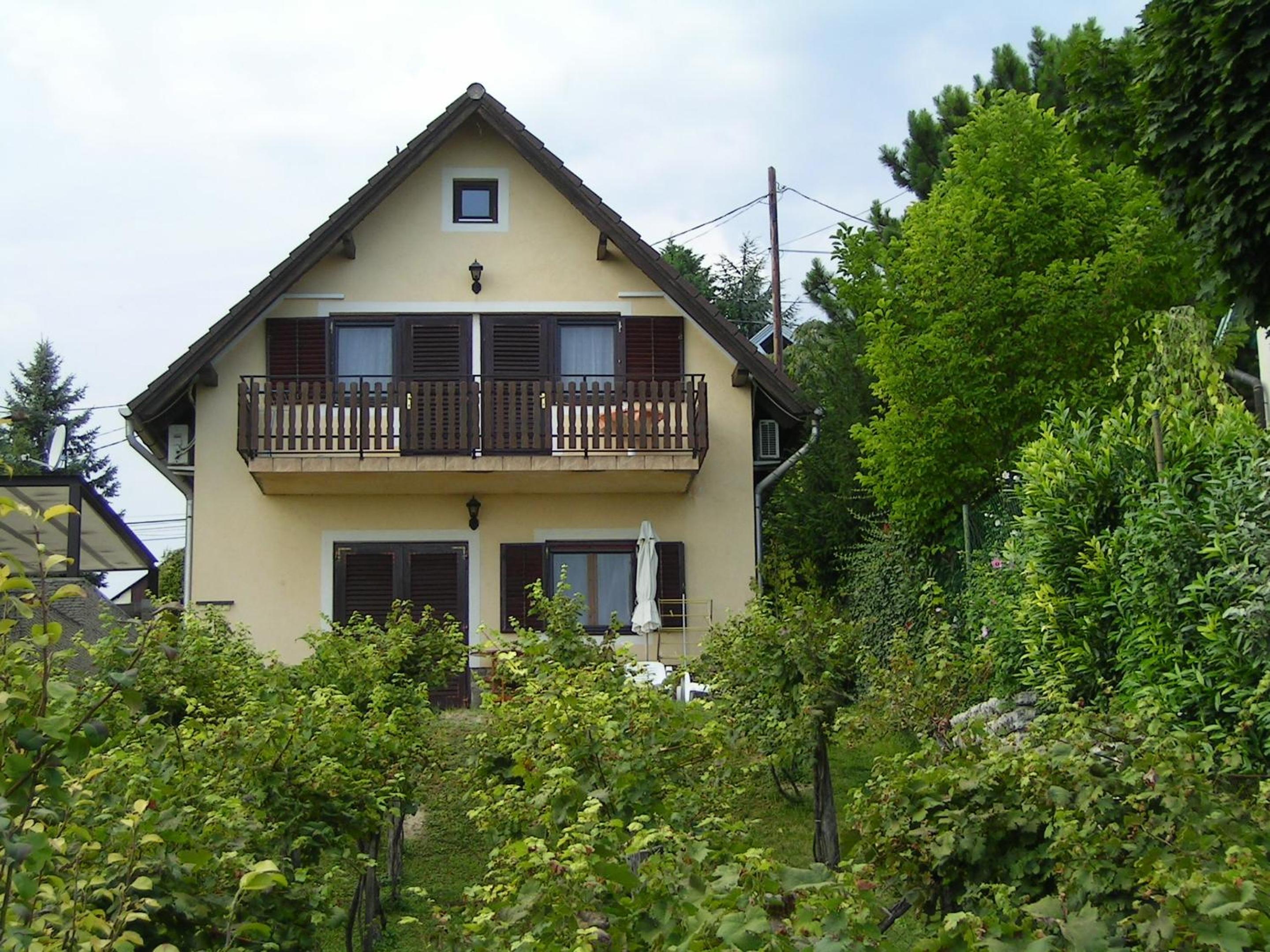 Photo 26