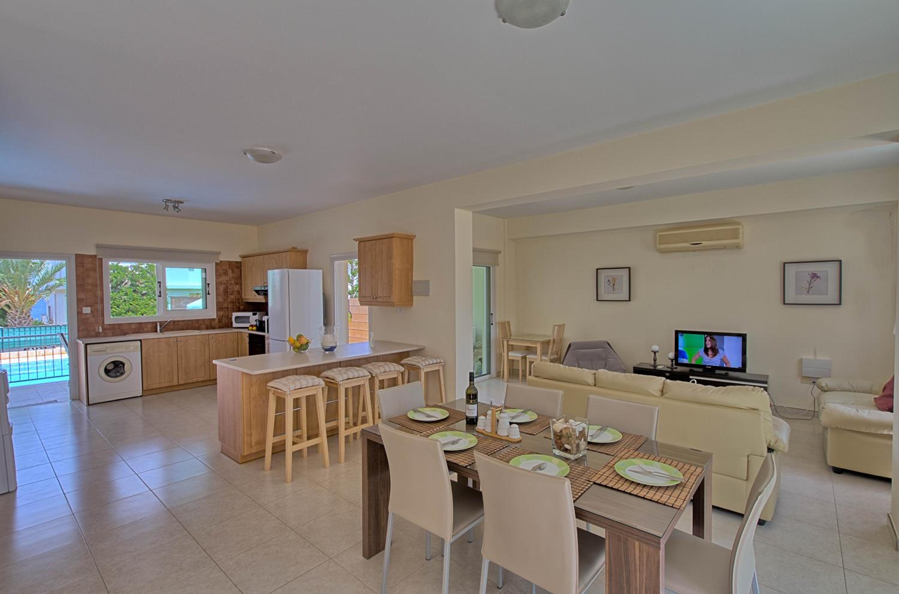 myExclusiveVilla 683 view 4