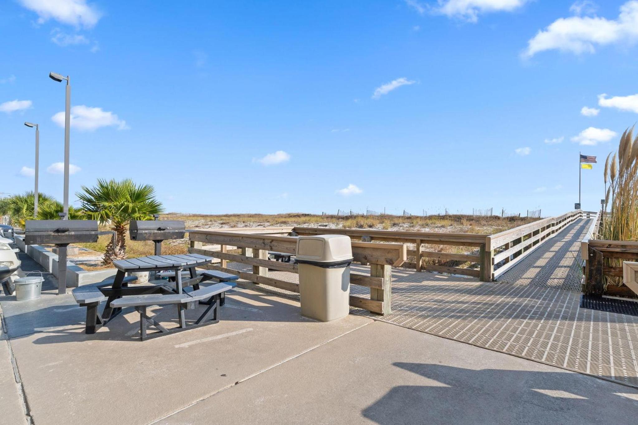 Island Winds West Unit 575