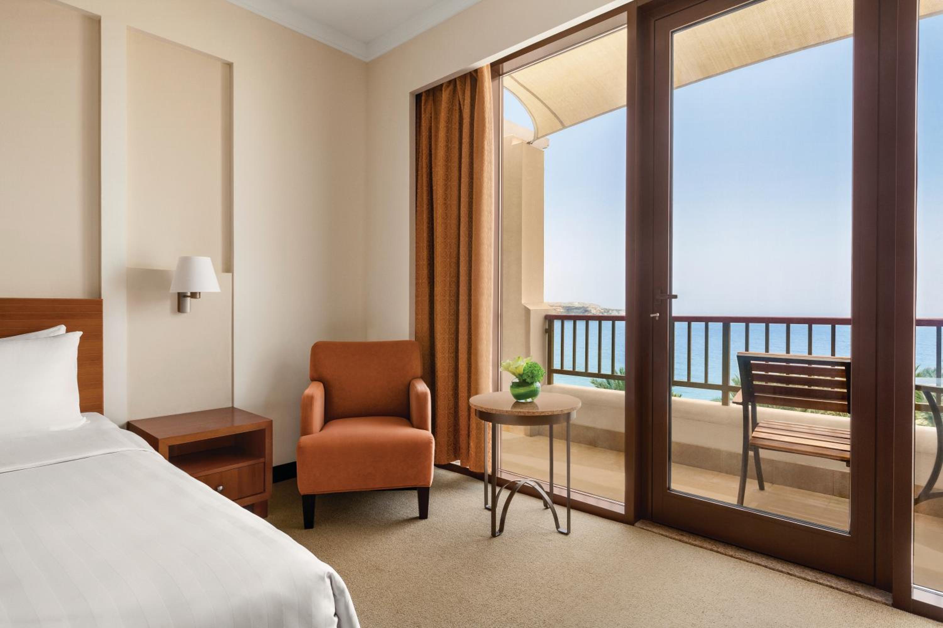 DoubleTree By Hilton Muscat Al Waha