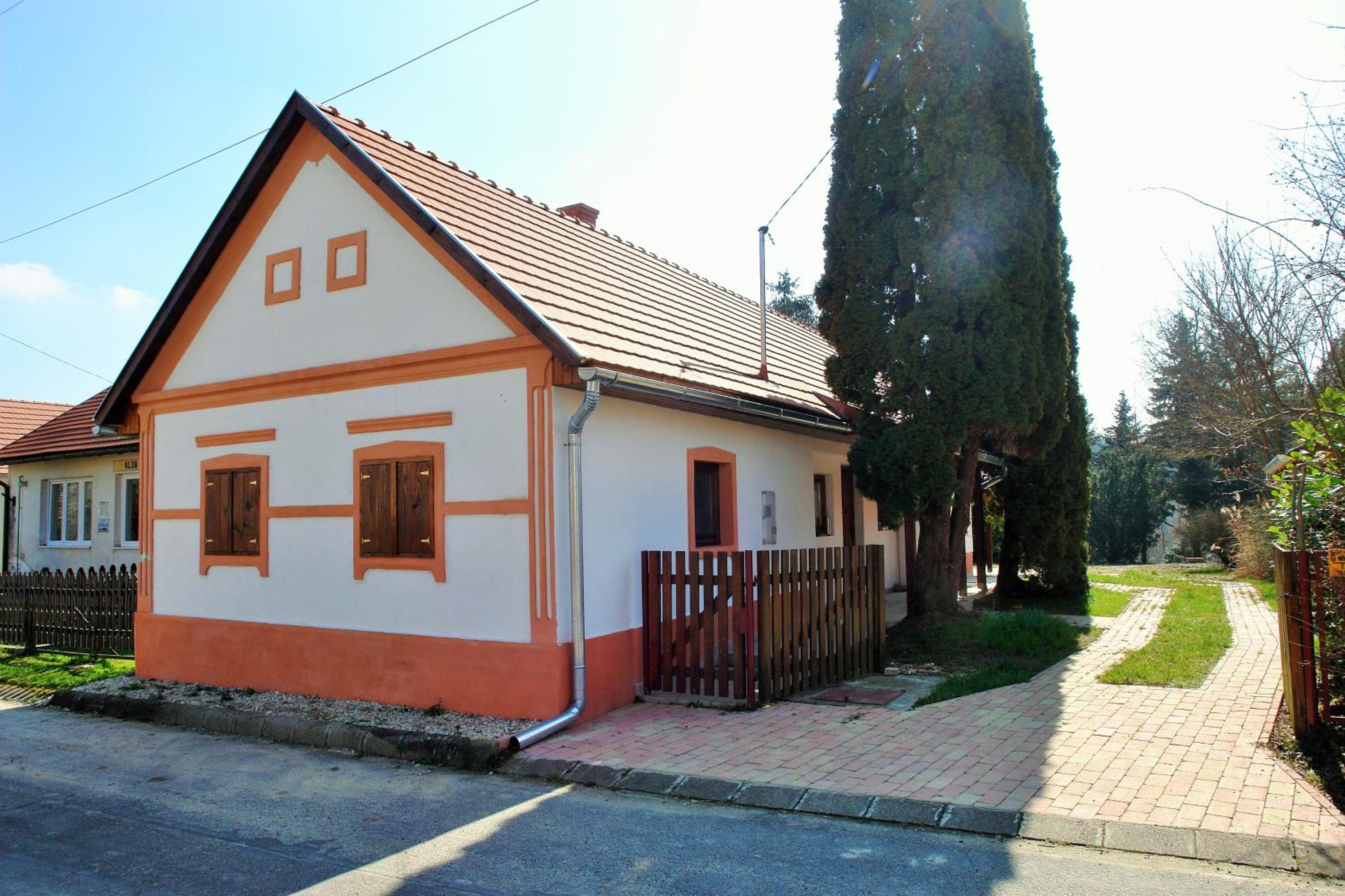 Photo 32