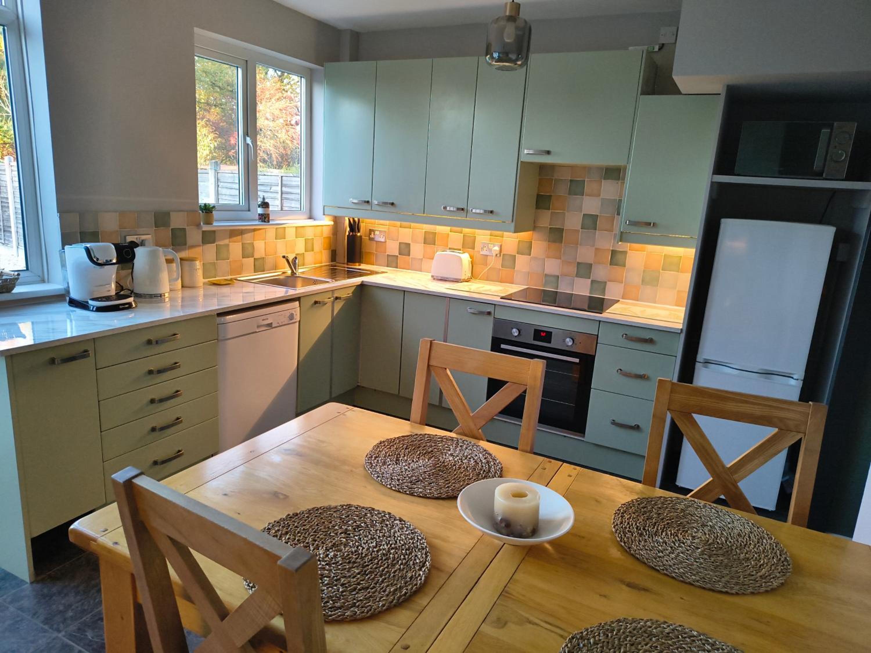 Parkdale-2 Bedroom House in Sheldon Birmingham