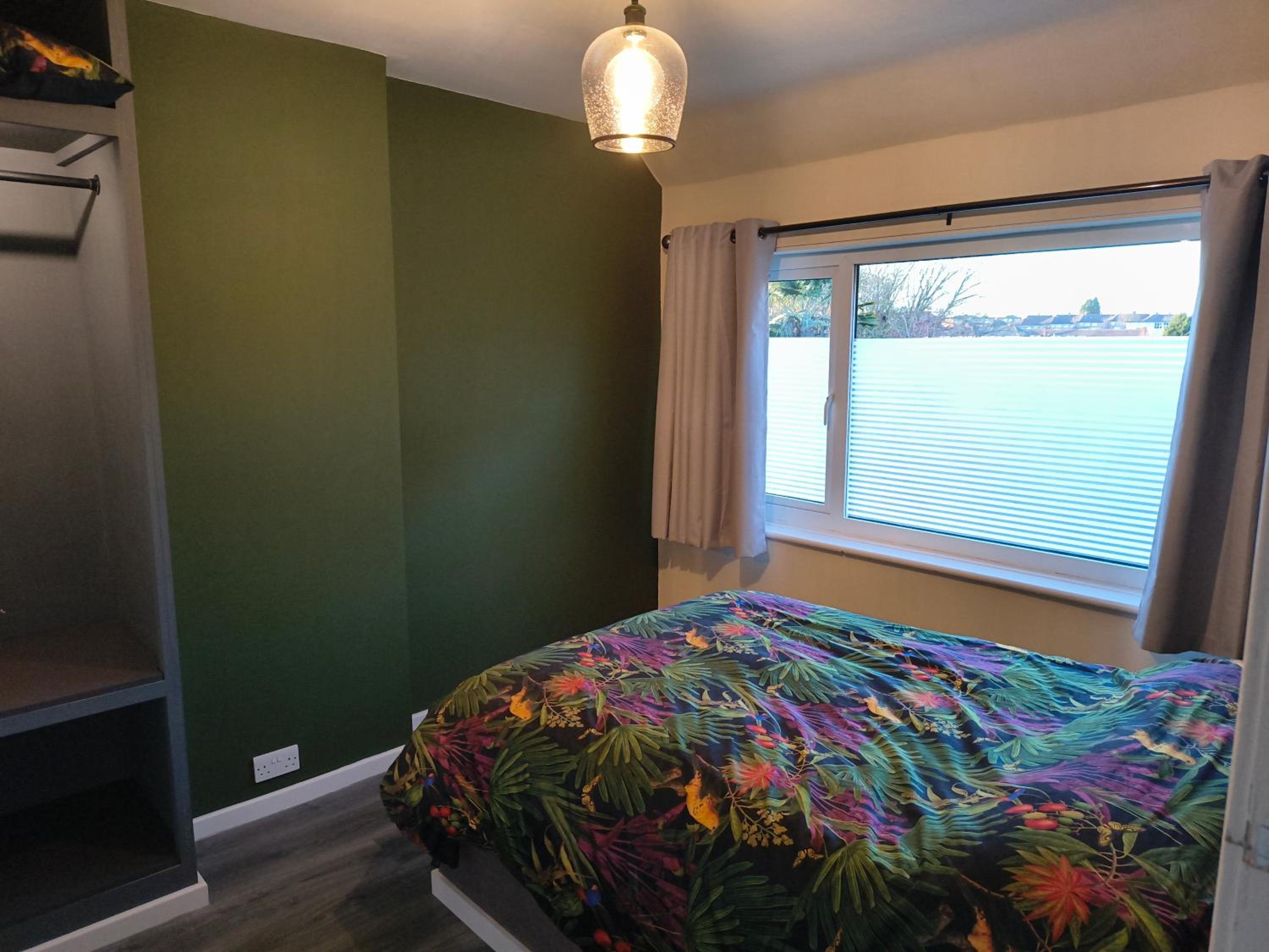 Parkdale-2 Bedroom House in Sheldon Birmingham