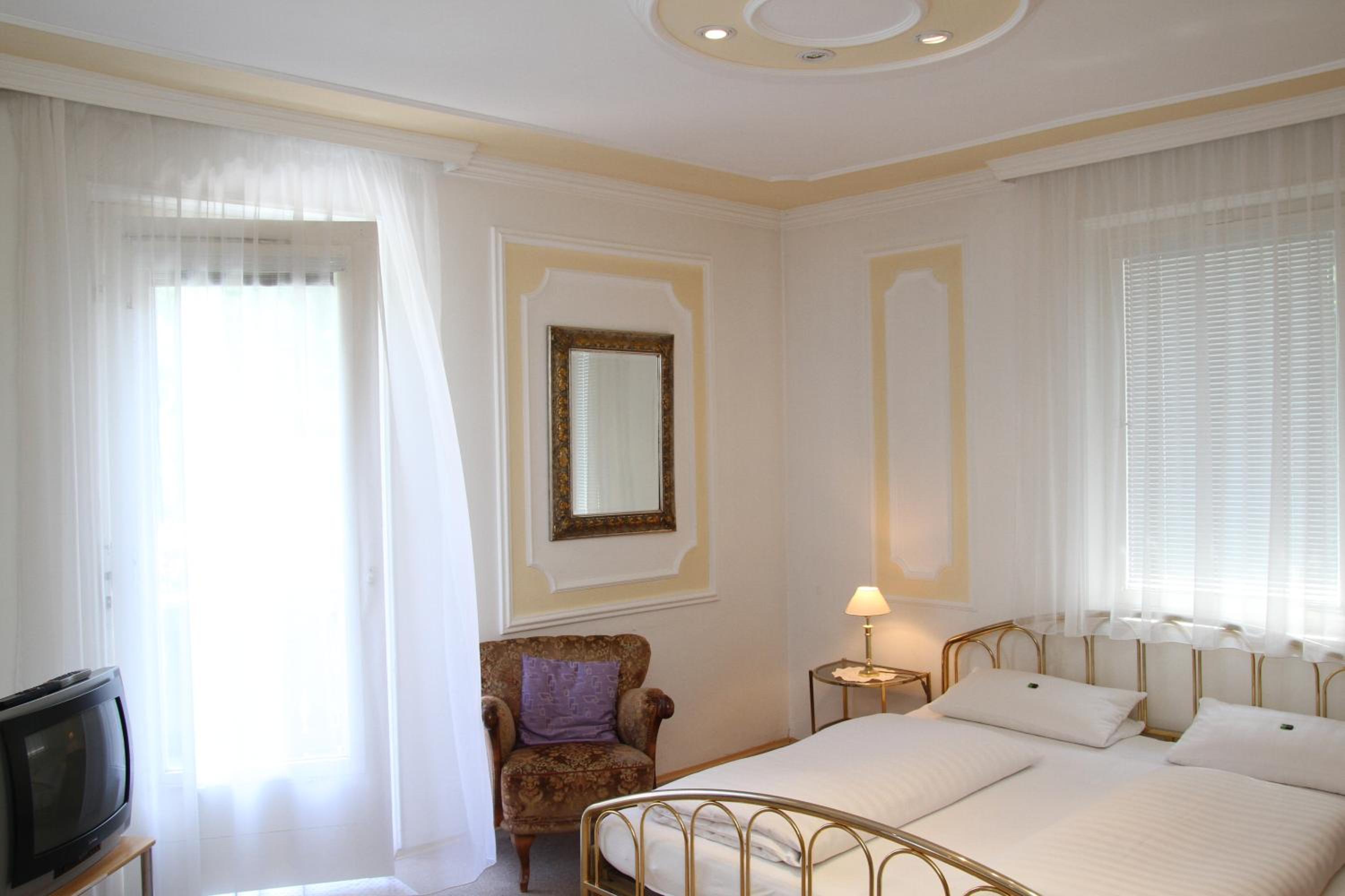 Romantic-Pension Albrecht - Villa next to UNESCO World Heritage - since 1901