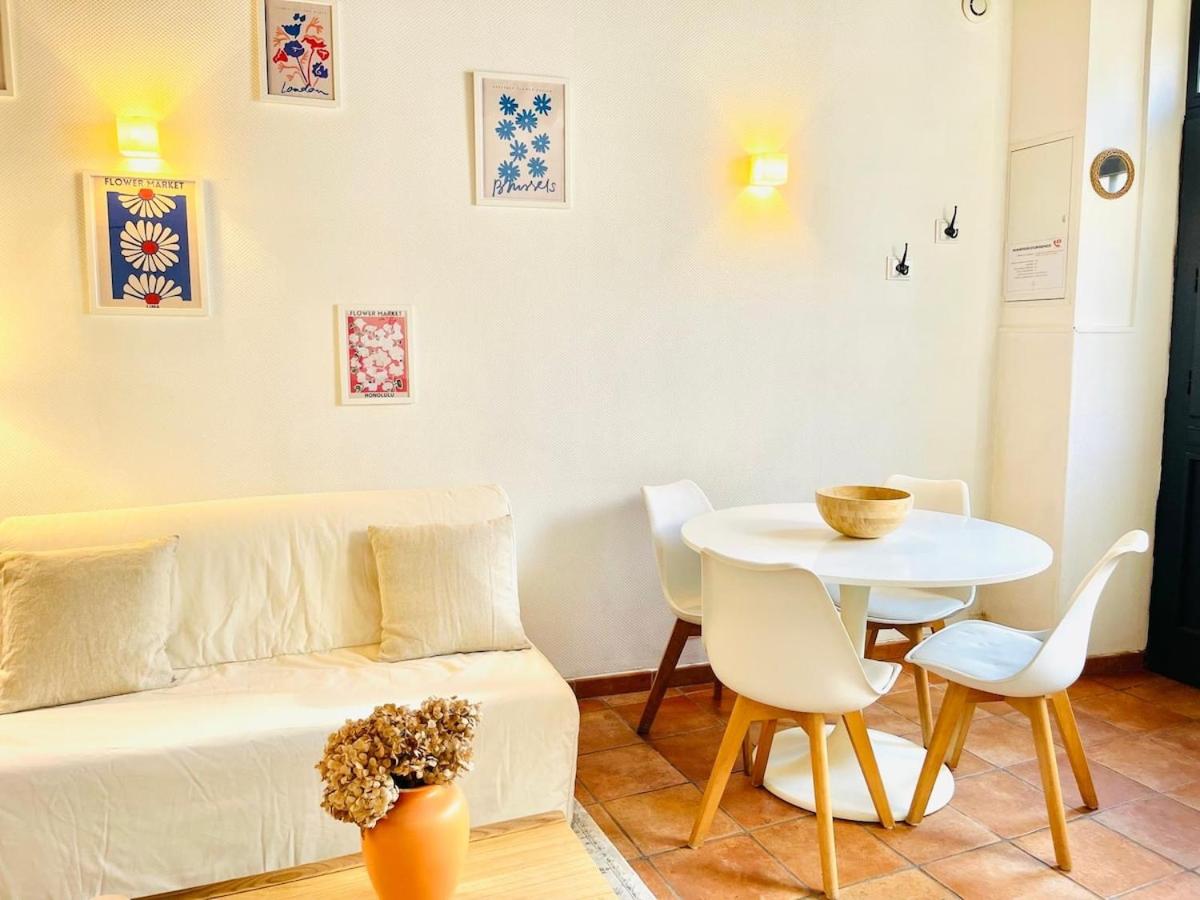 La Petite Maison Solognote, au pied du Château