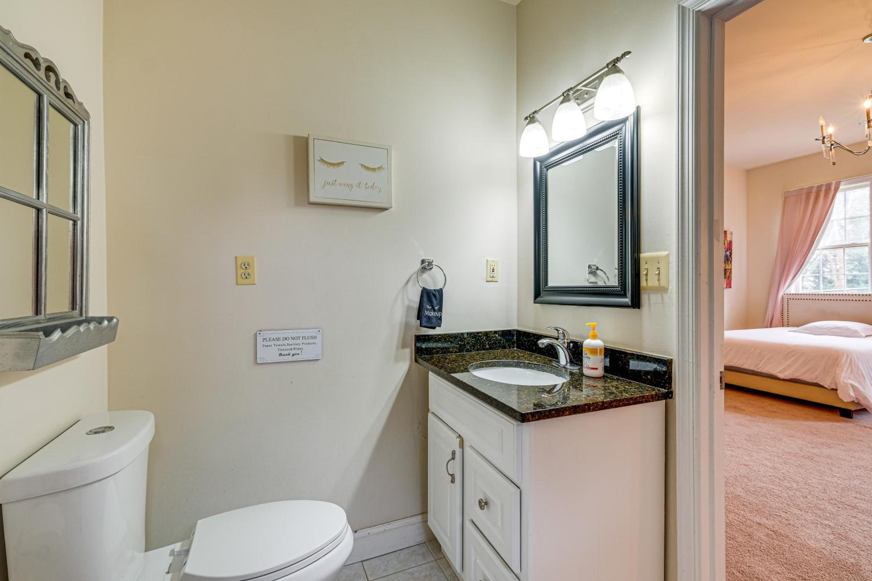 Stay Near DC! Group Getaway with Easy Metro Access
