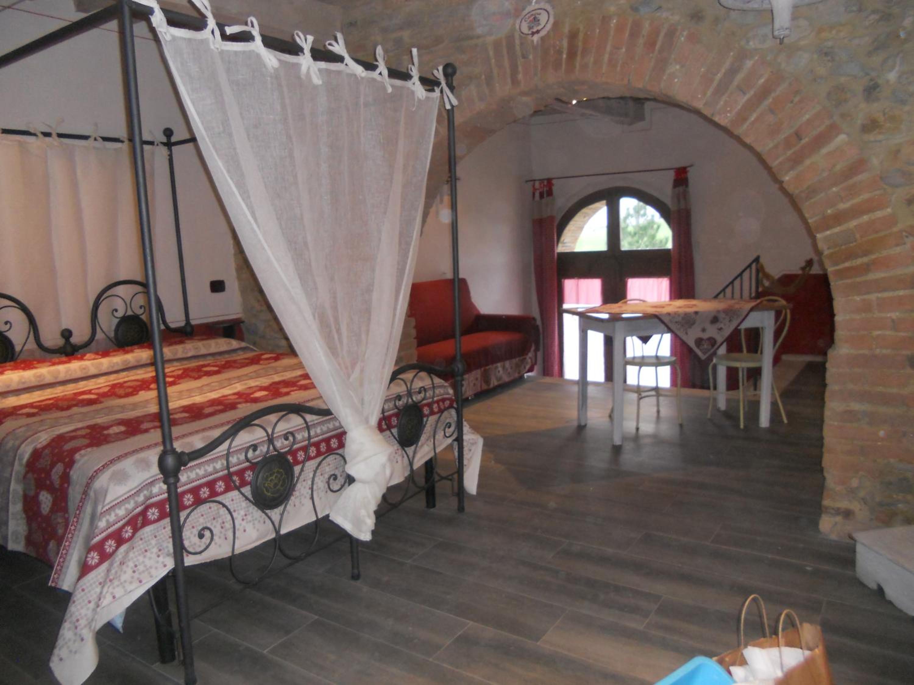 Photo 43