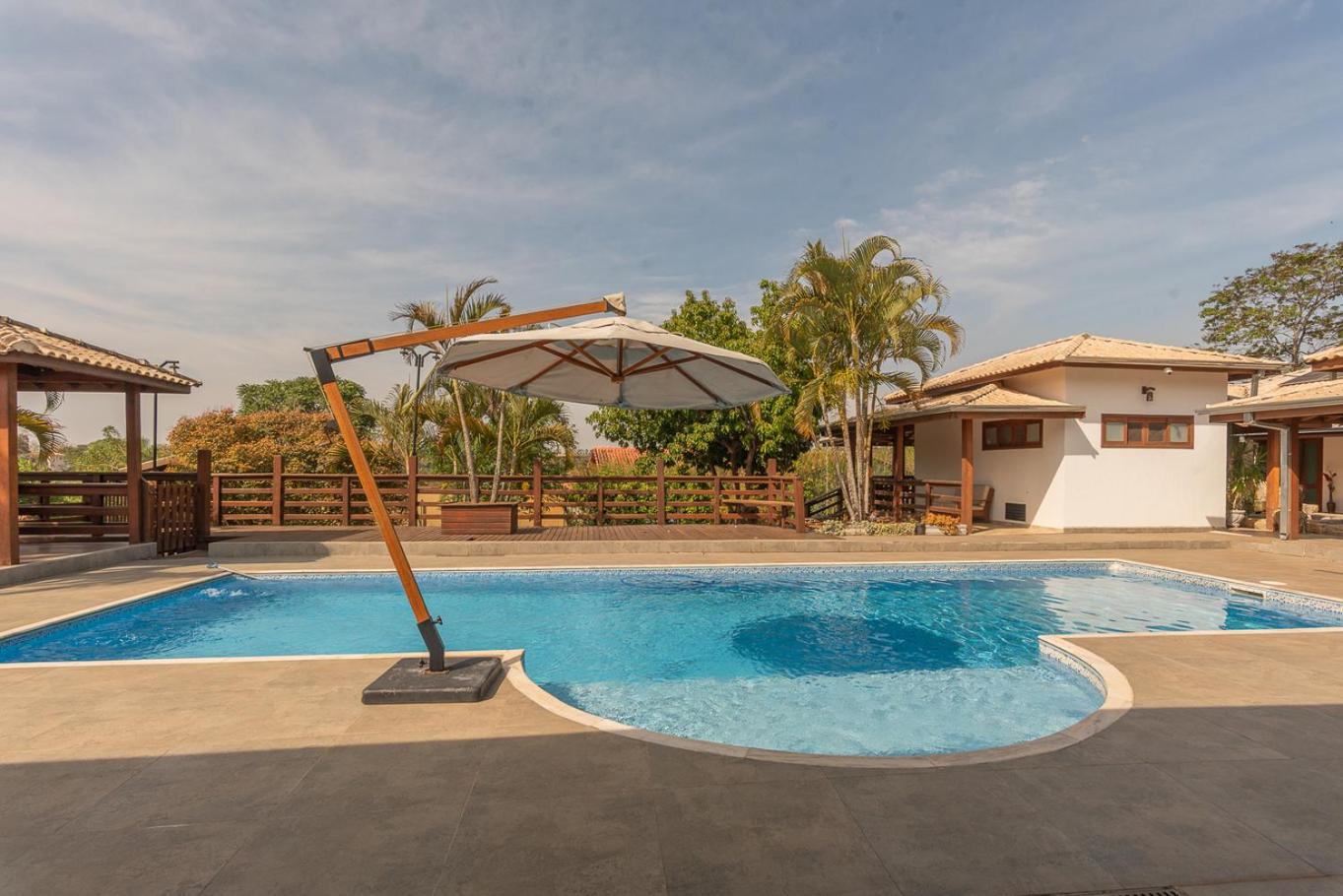 Casa de Campo c Piscina, Churrasqueira e Jacuzzi