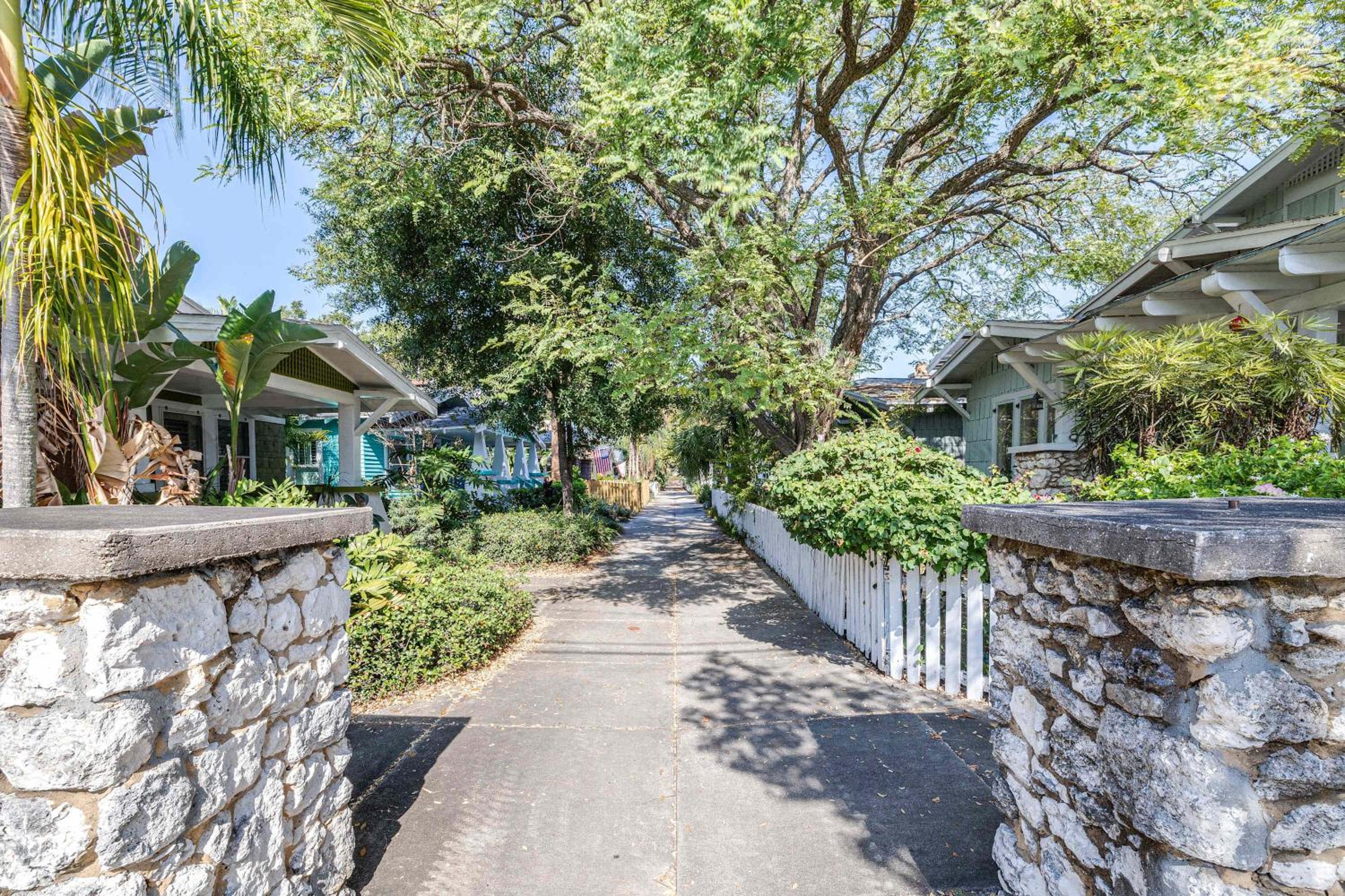 Sunny Haven by the Village